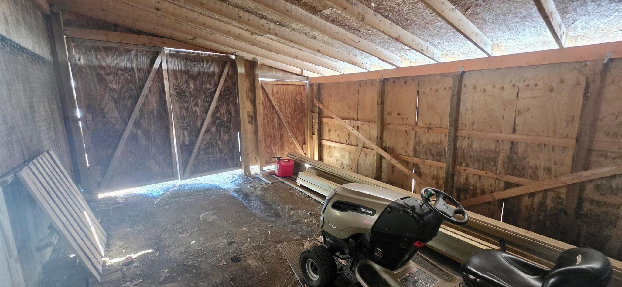 main property photo 46