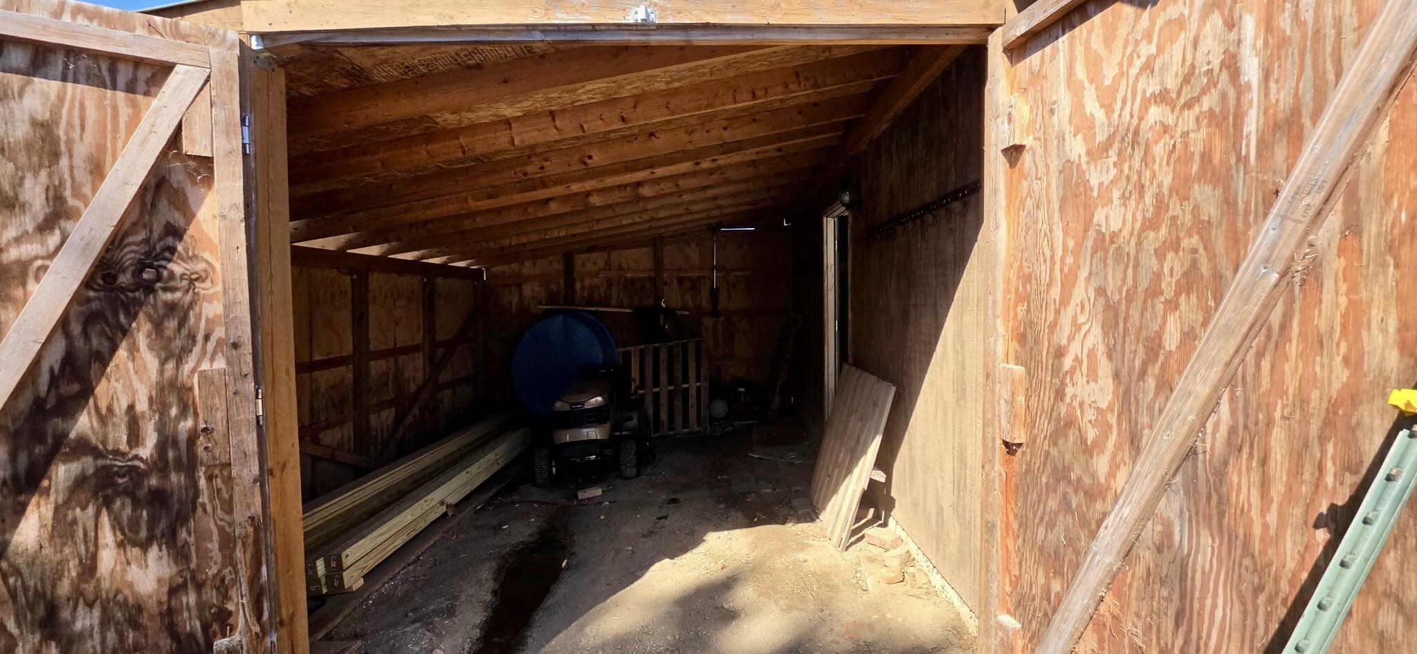 main property photo 49