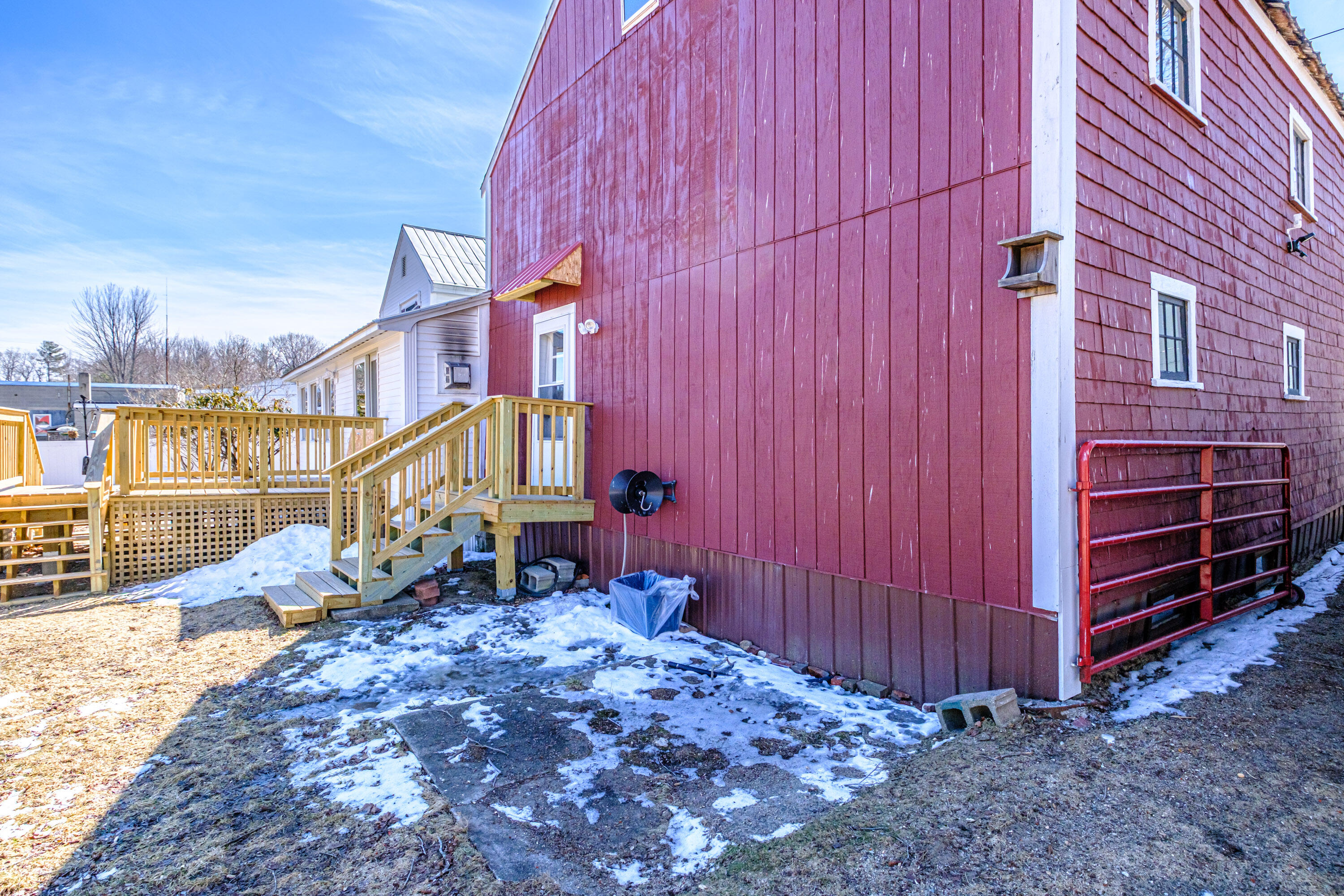 main property photo 46