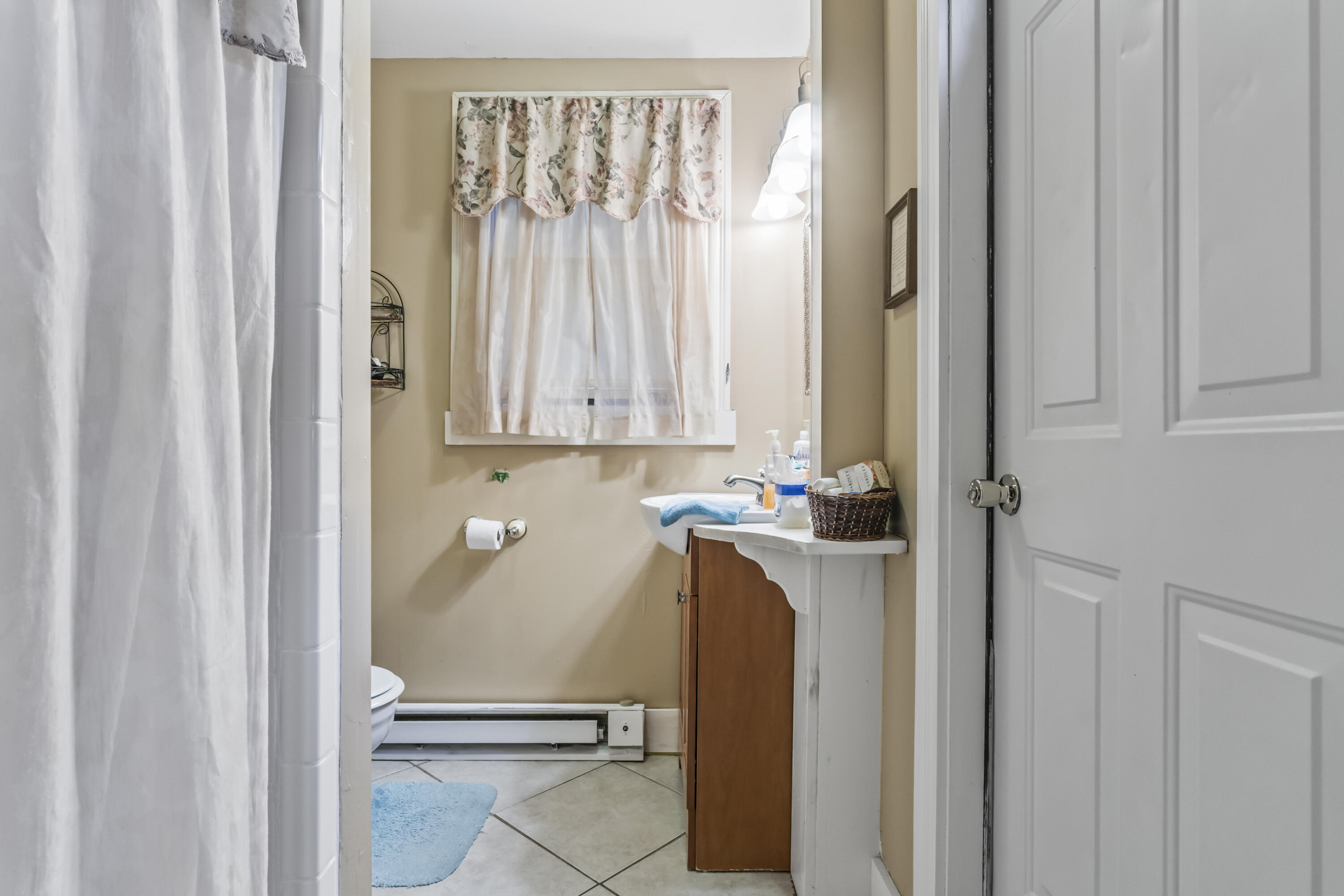 main property photo 77