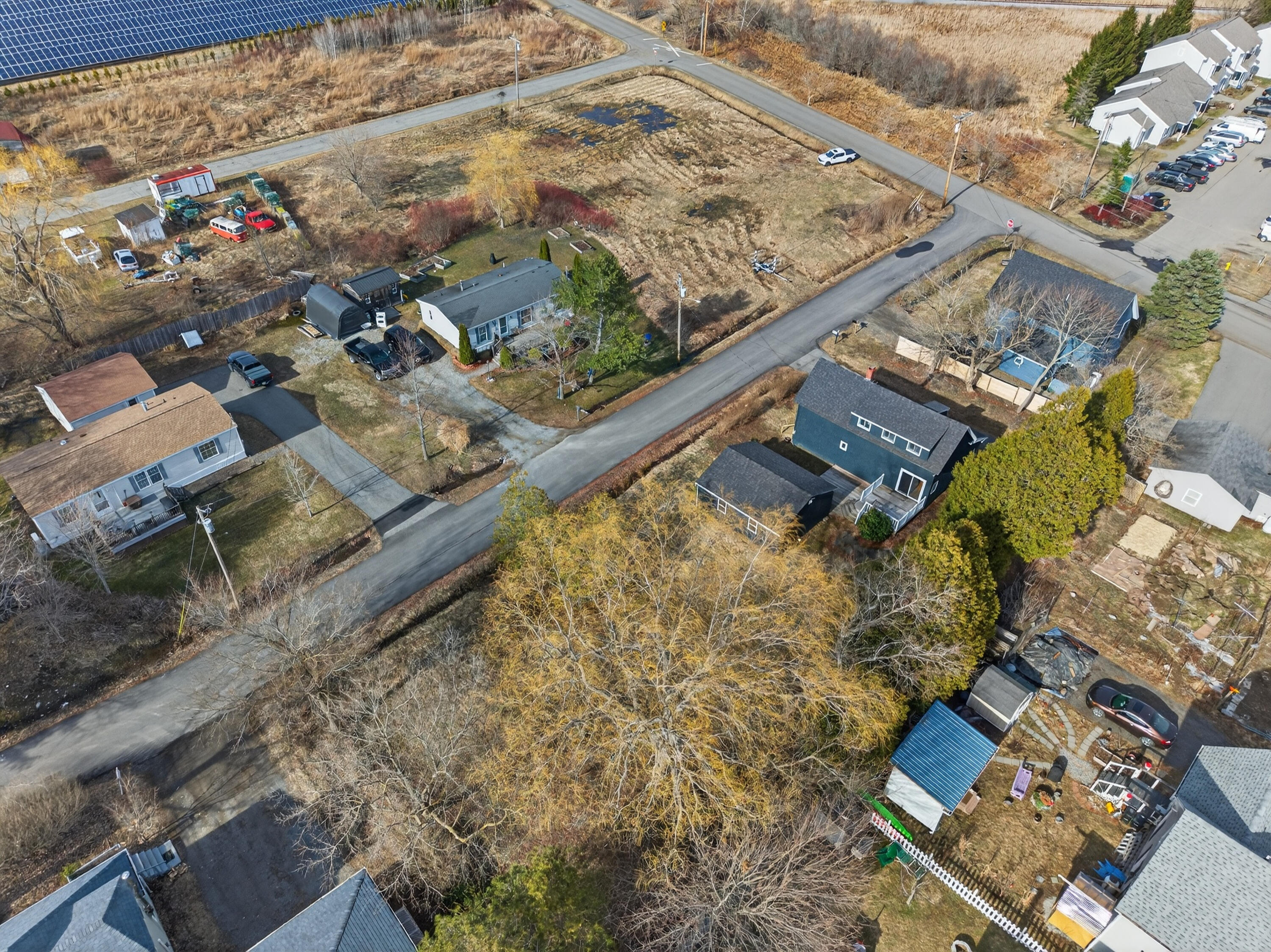 main property photo 45
