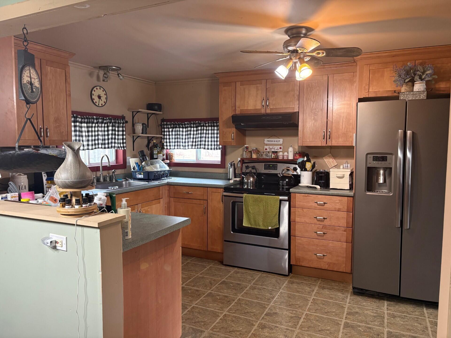 main property photo 10
