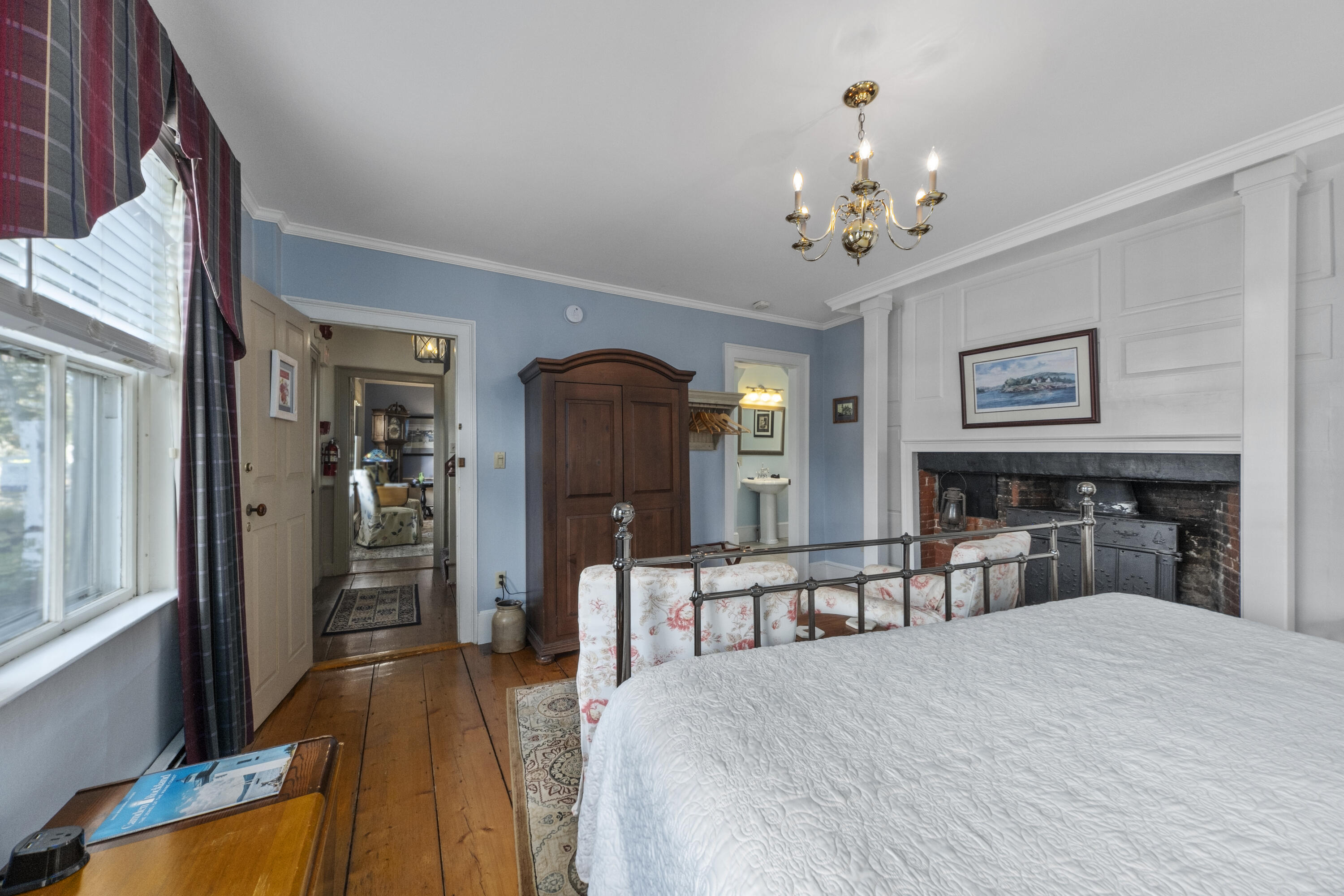 main property photo 16