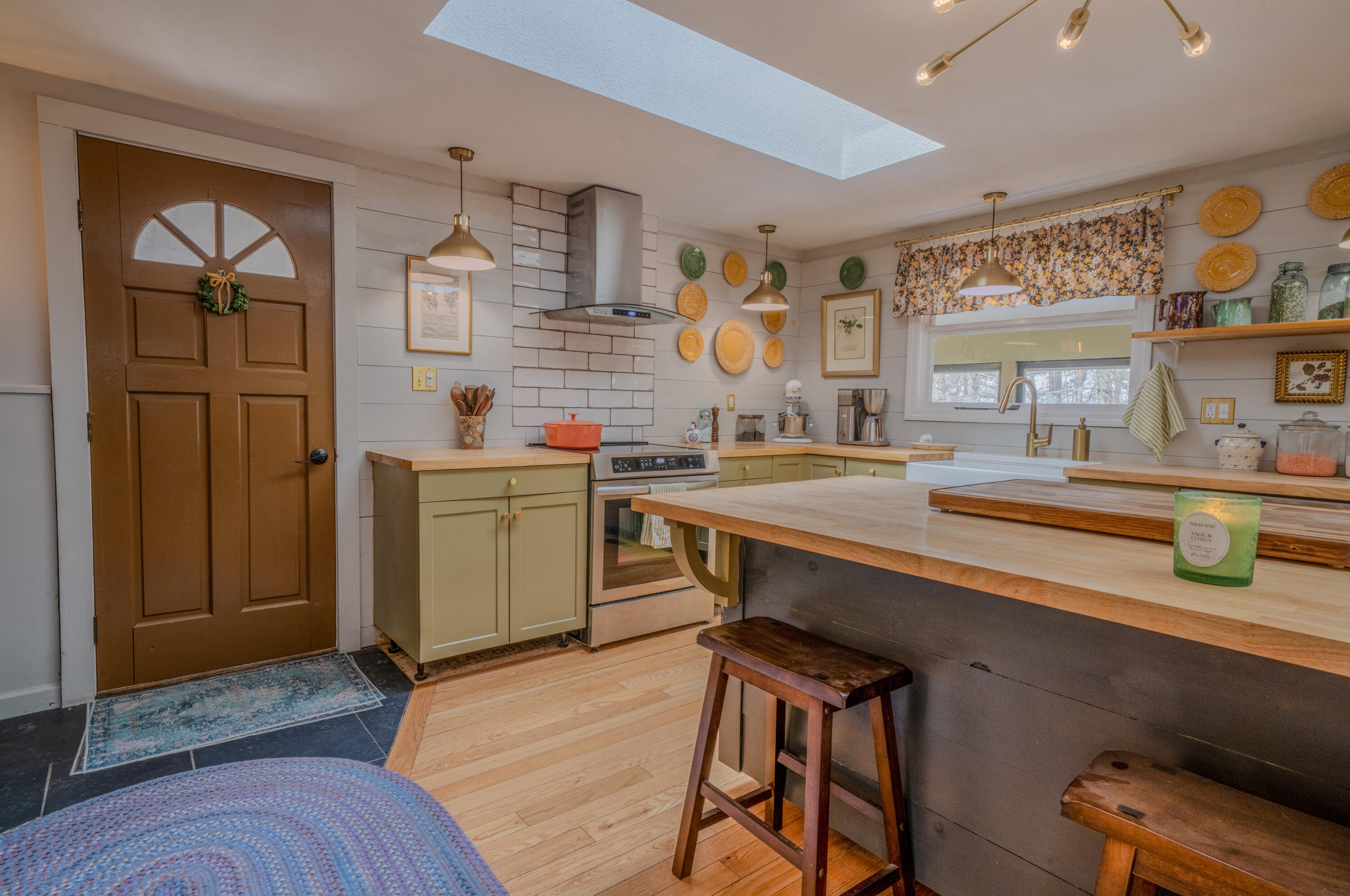main property photo 5