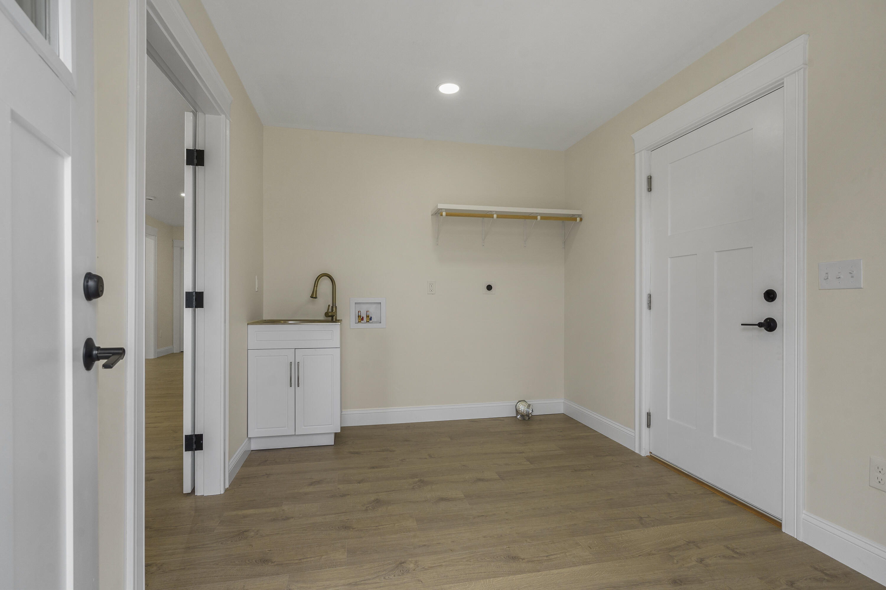 main property photo 76