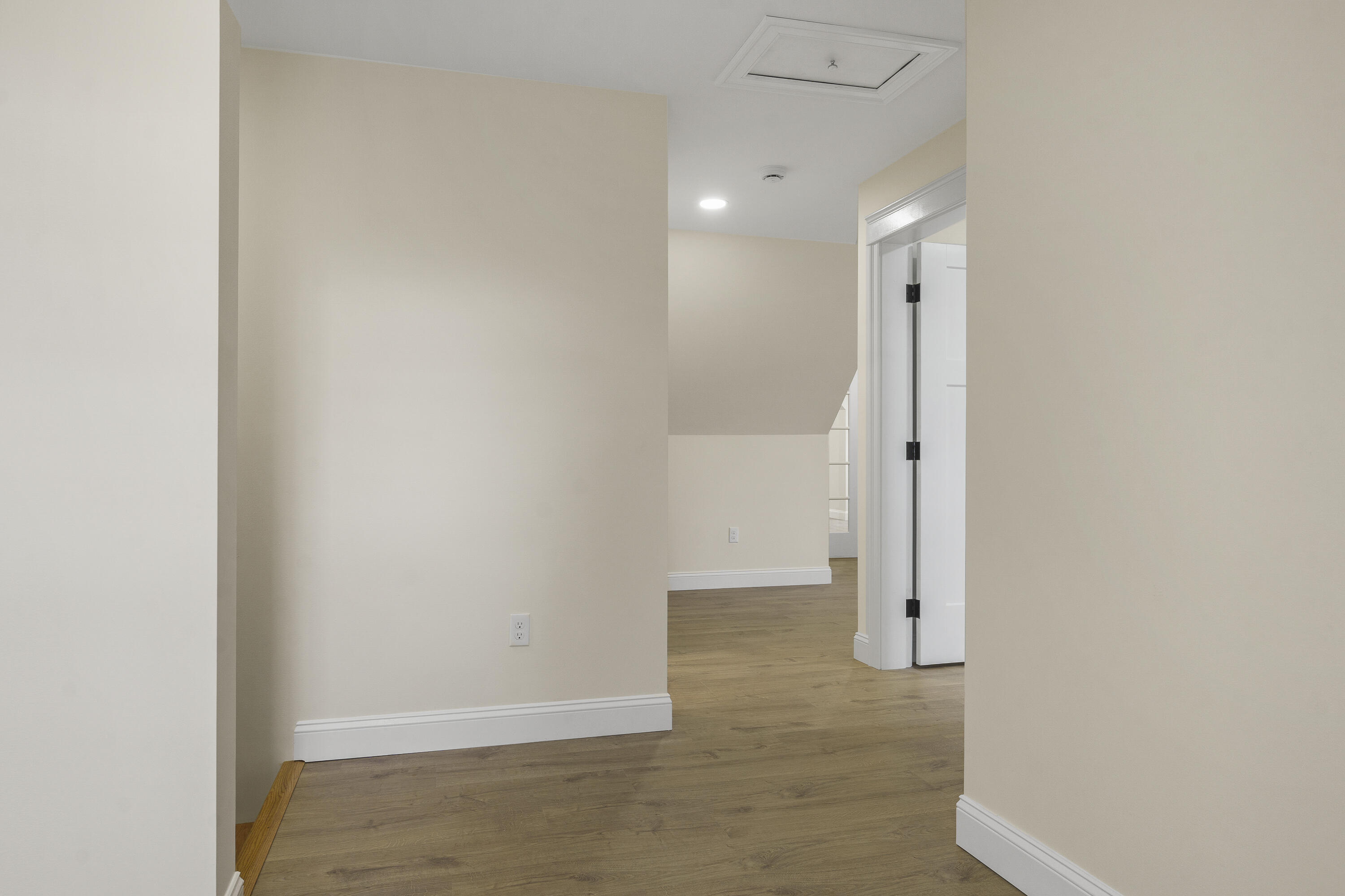 main property photo 80