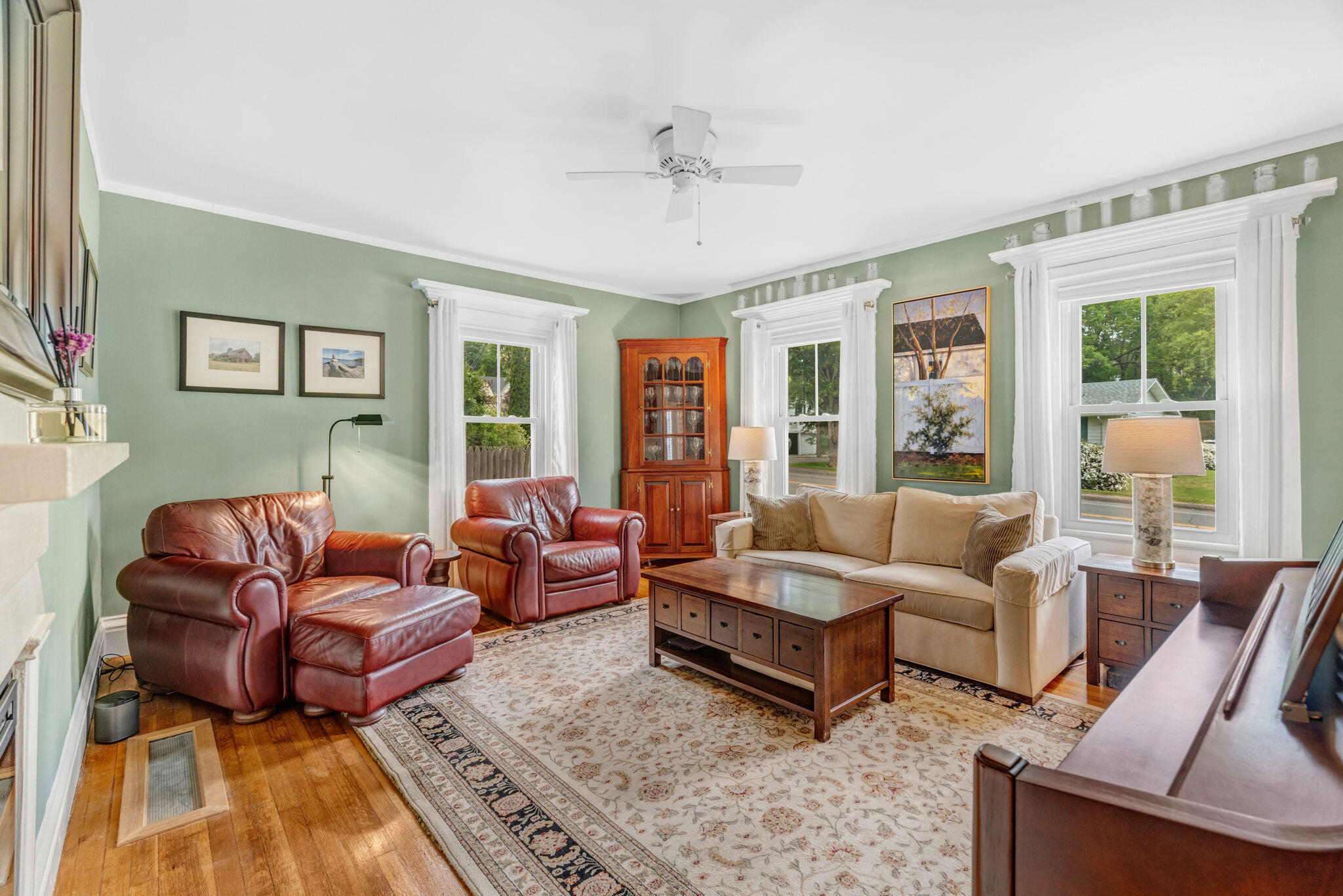 main property photo 40