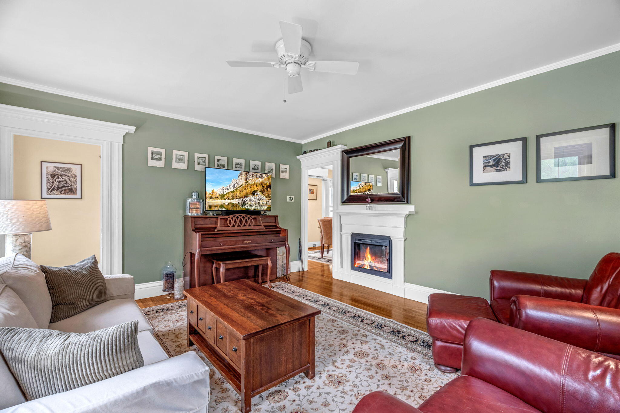 main property photo 41