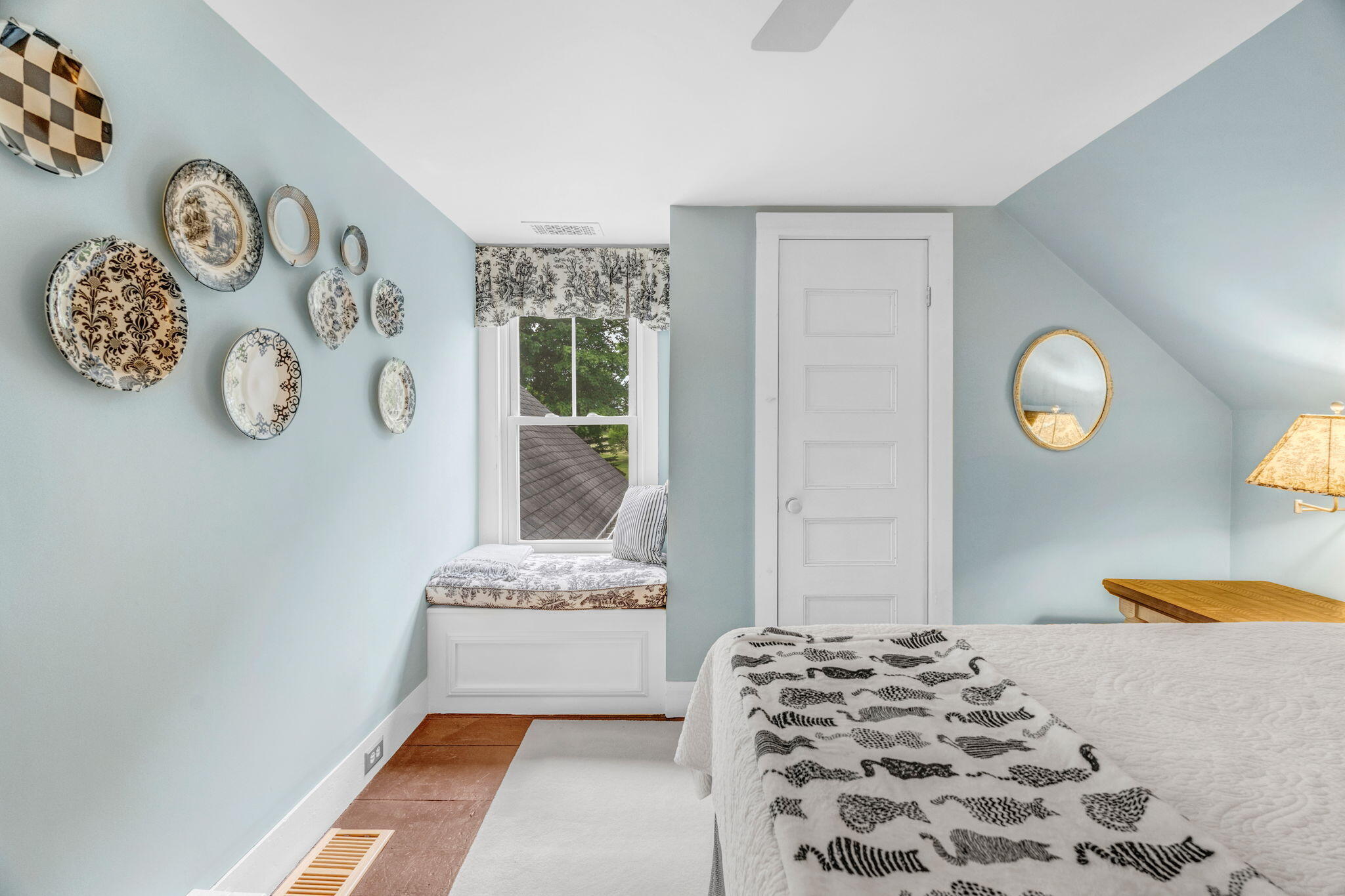 main property photo 59