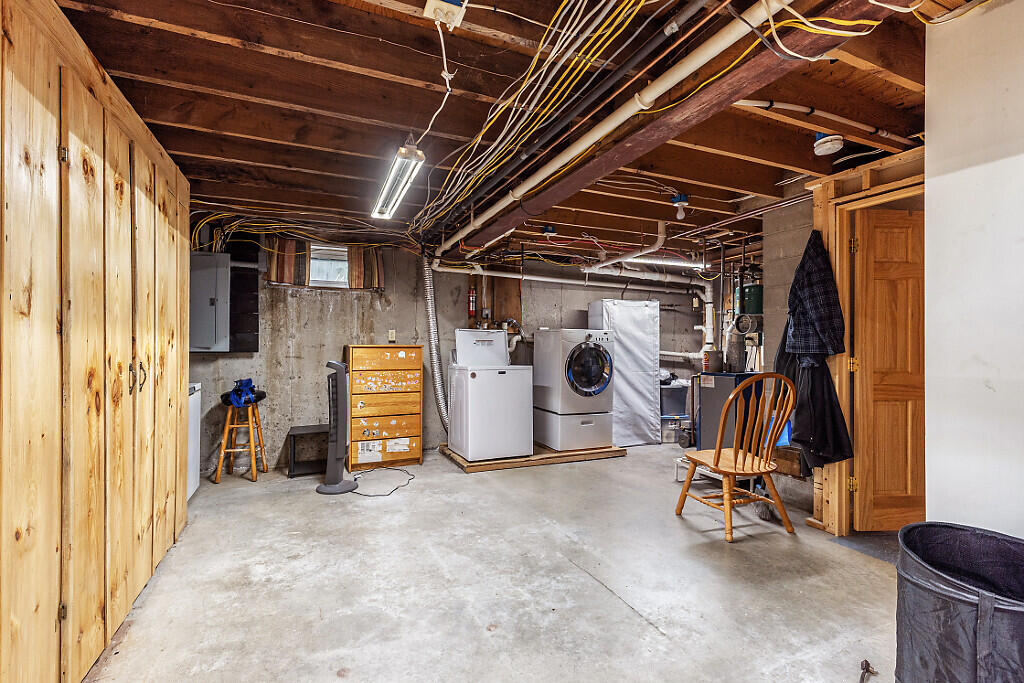 main property photo 71