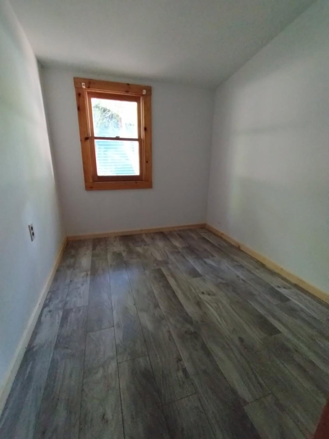 property viewer photo 18
