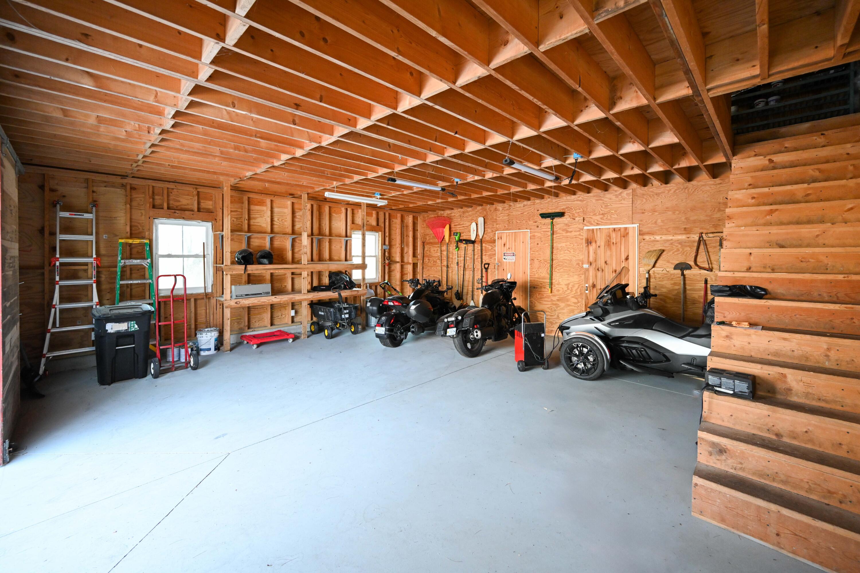 main property photo 60
