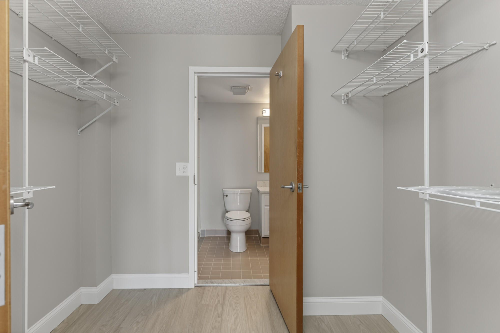 property viewer photo 25
