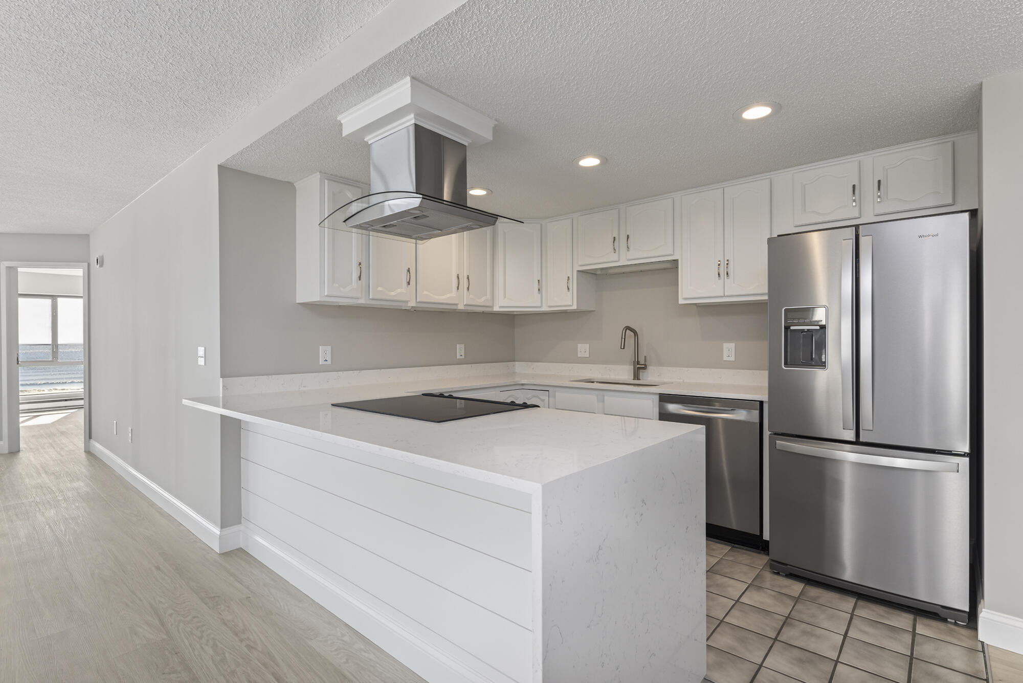 property viewer photo 3