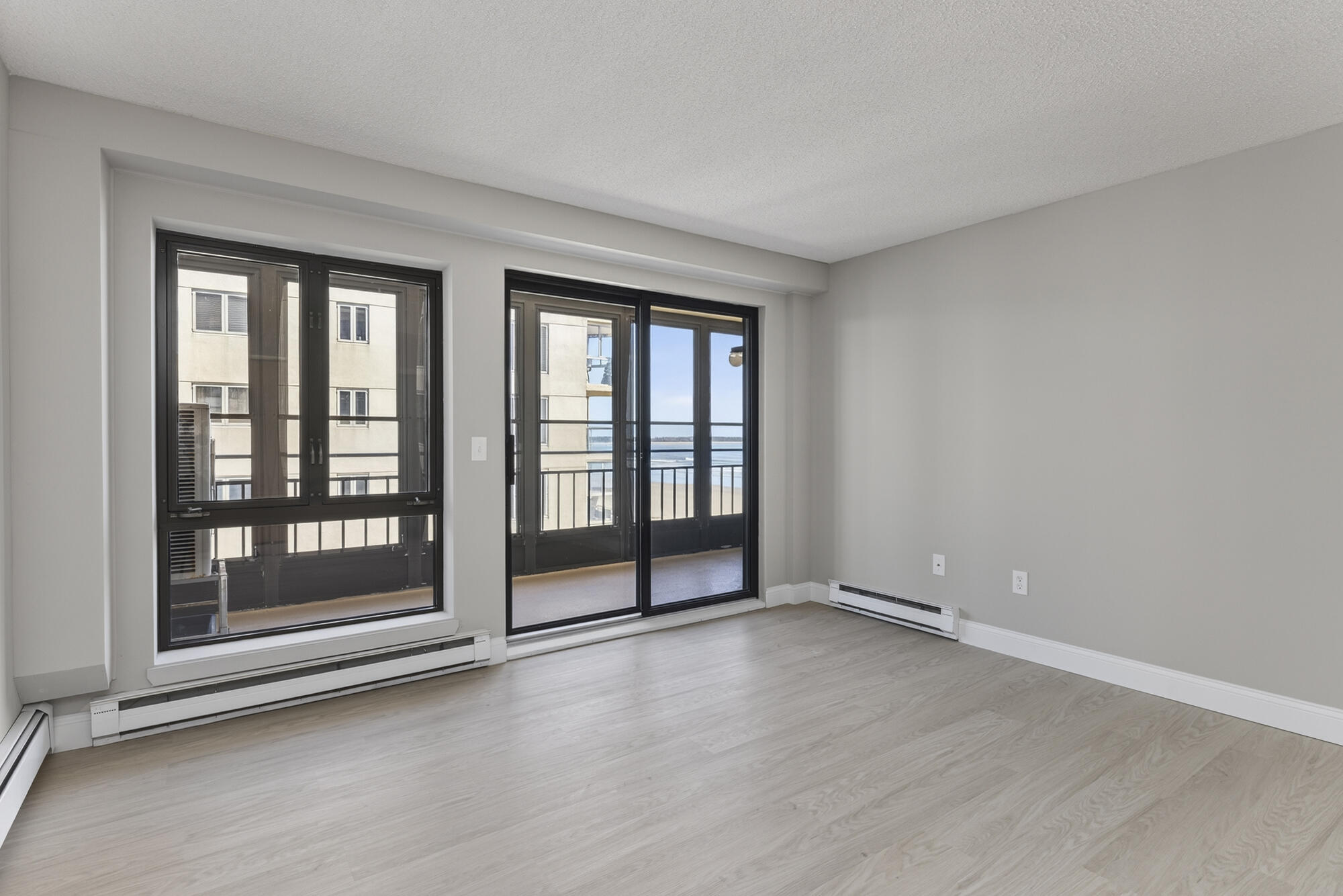 property viewer photo 33
