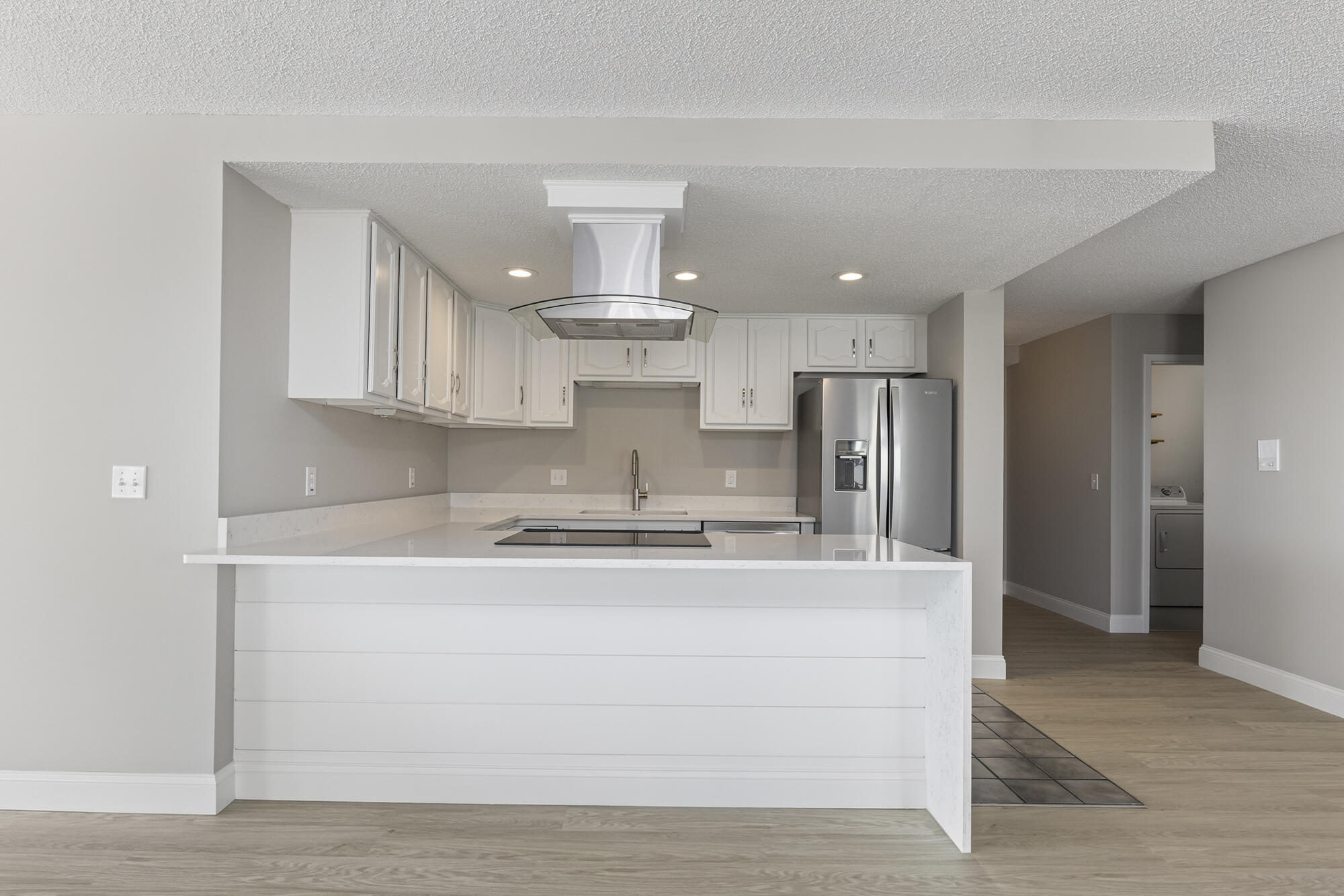 property viewer photo 8