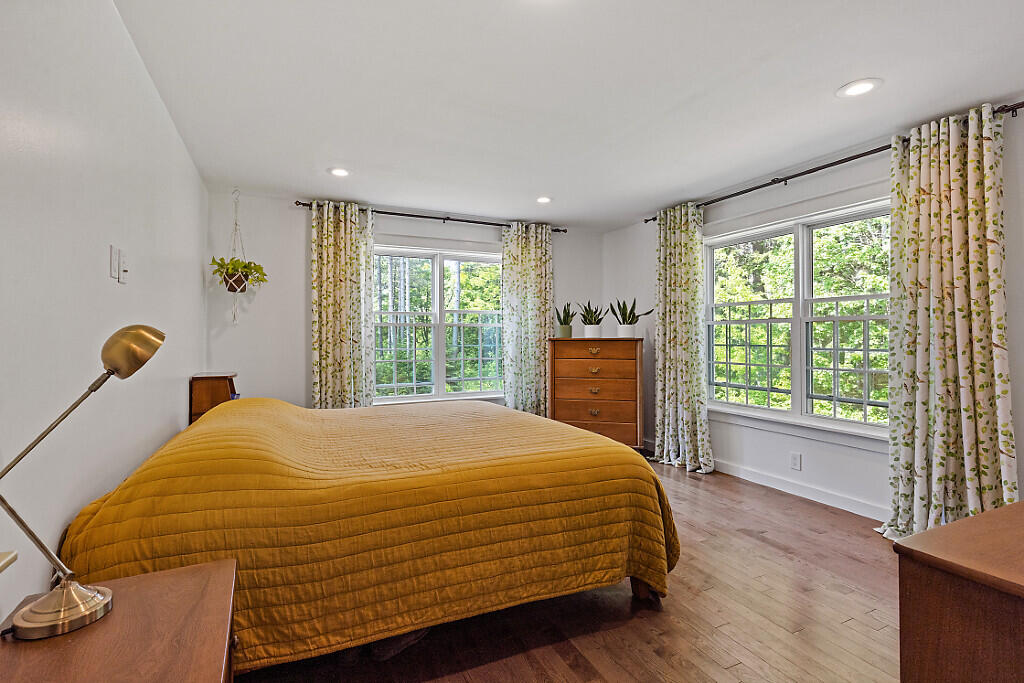 property viewer photo 43