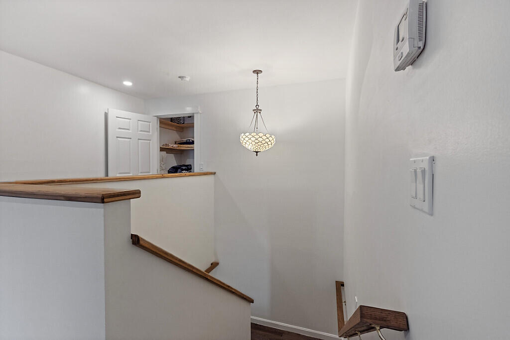 property viewer photo 54