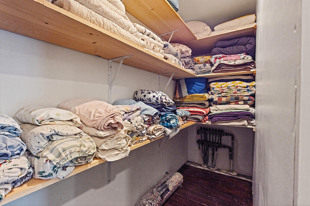 property viewer photo 58