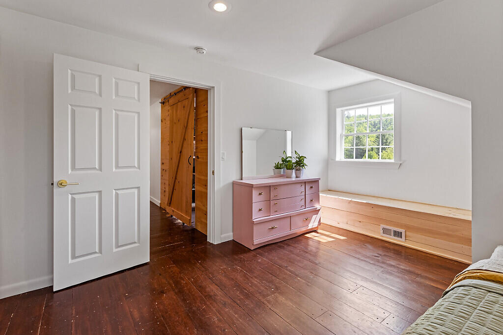 property viewer photo 65