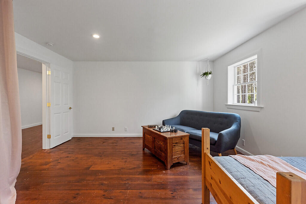 property viewer photo 68