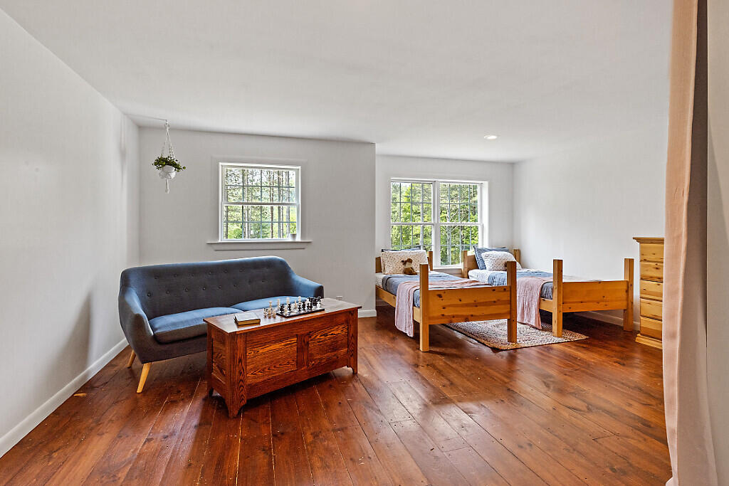 property viewer photo 69