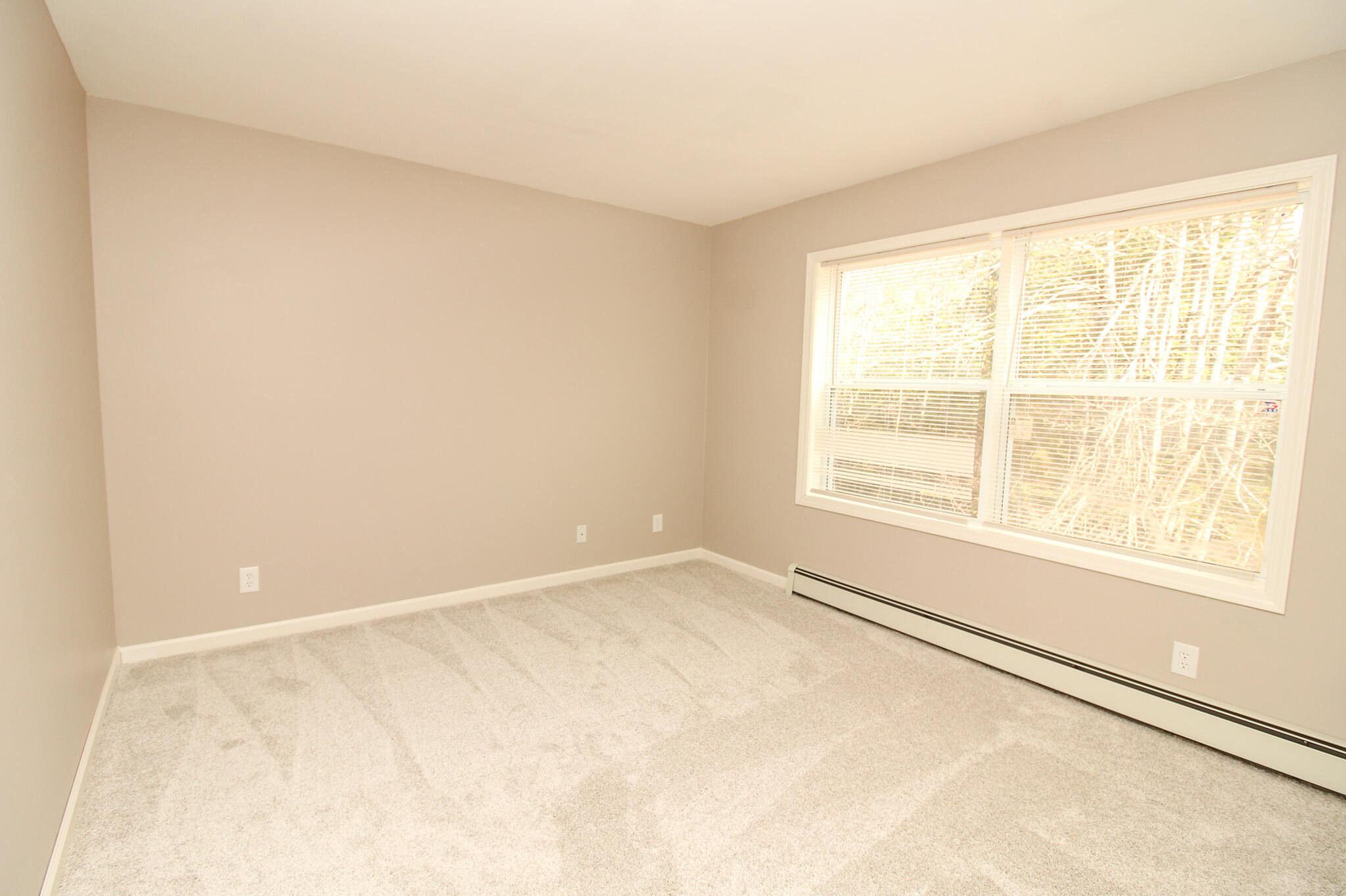 property viewer photo 16