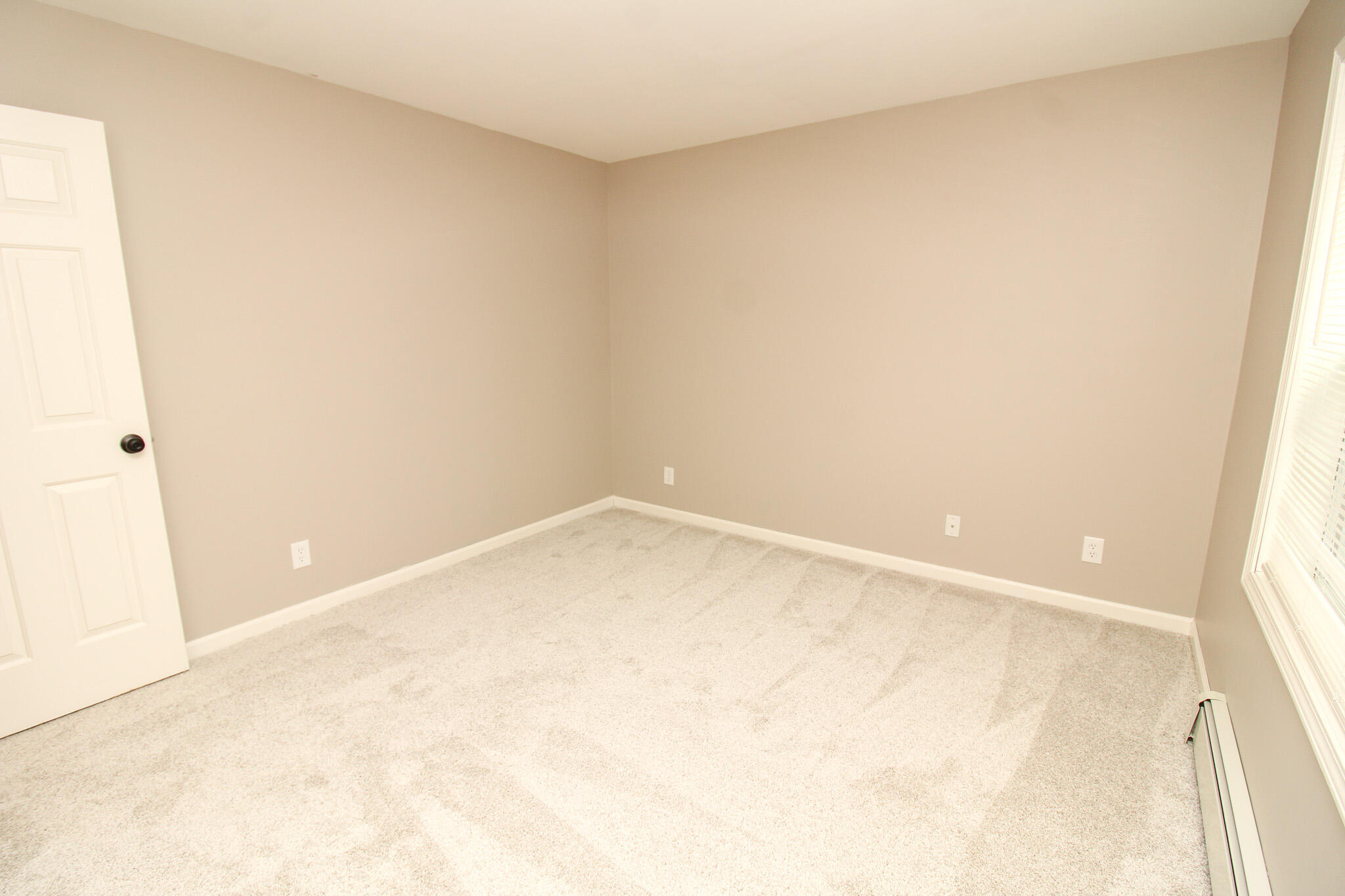 property viewer photo 18