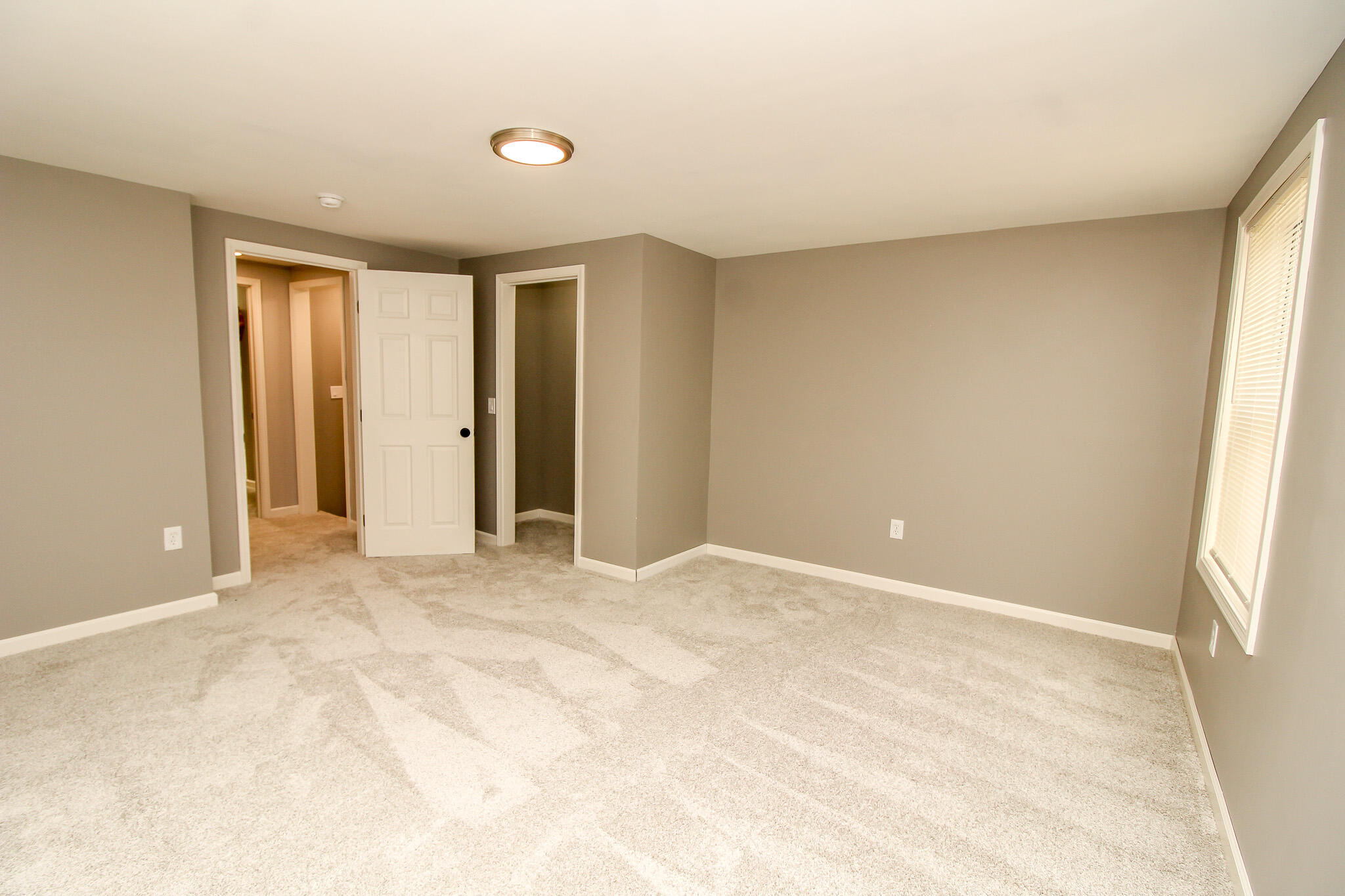 property viewer photo 30