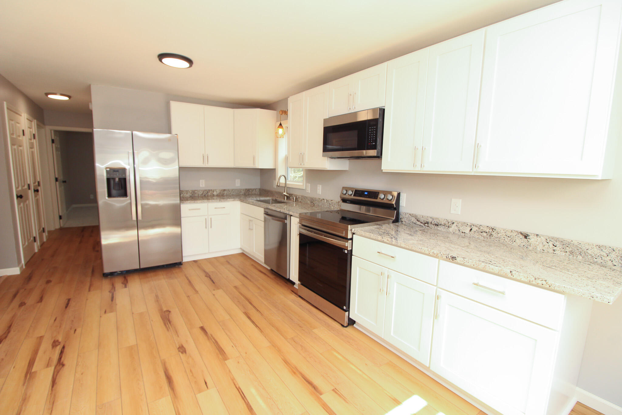 property viewer photo 8