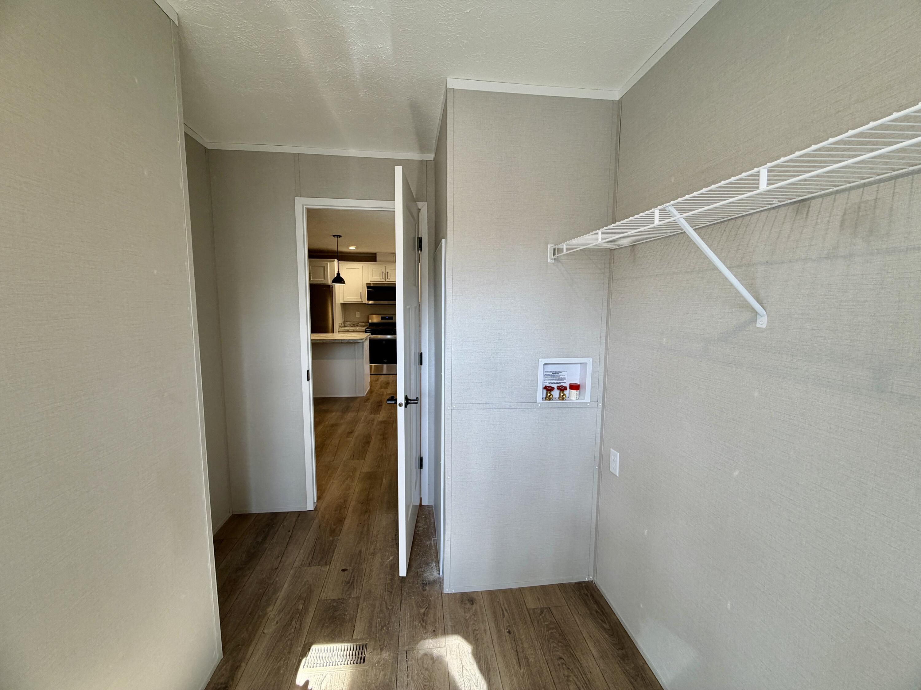 property viewer photo 17