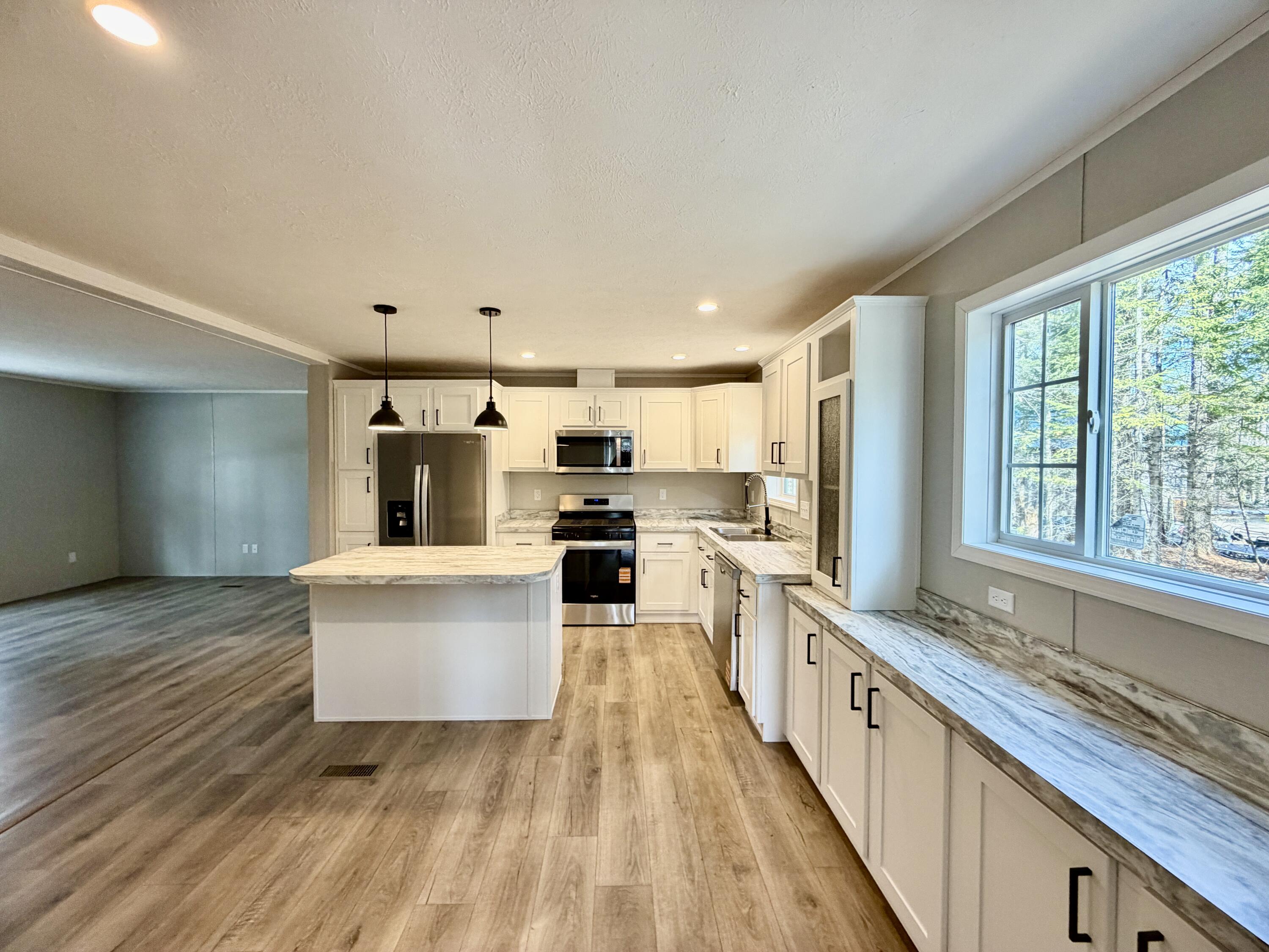property viewer photo 2