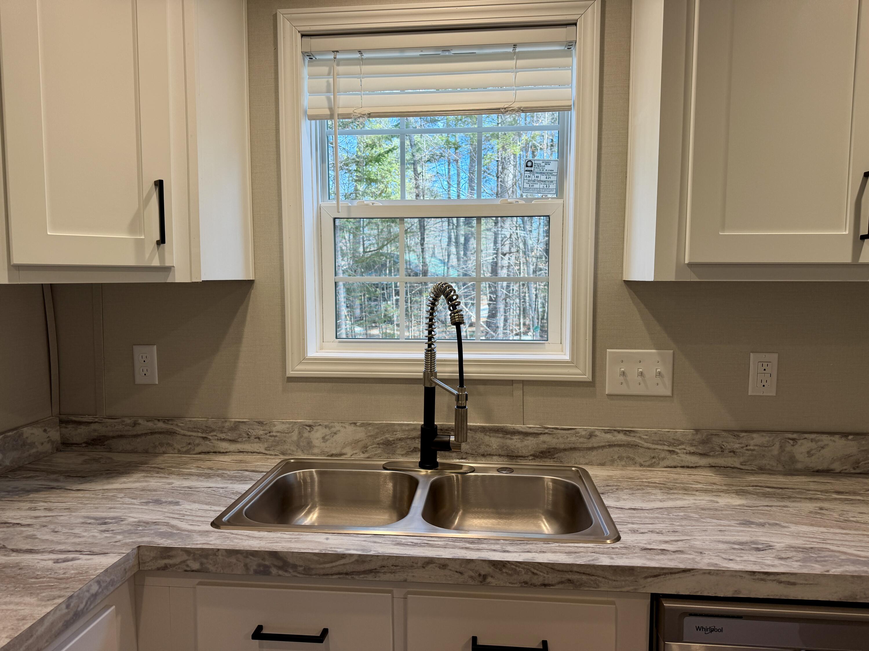 property viewer photo 4