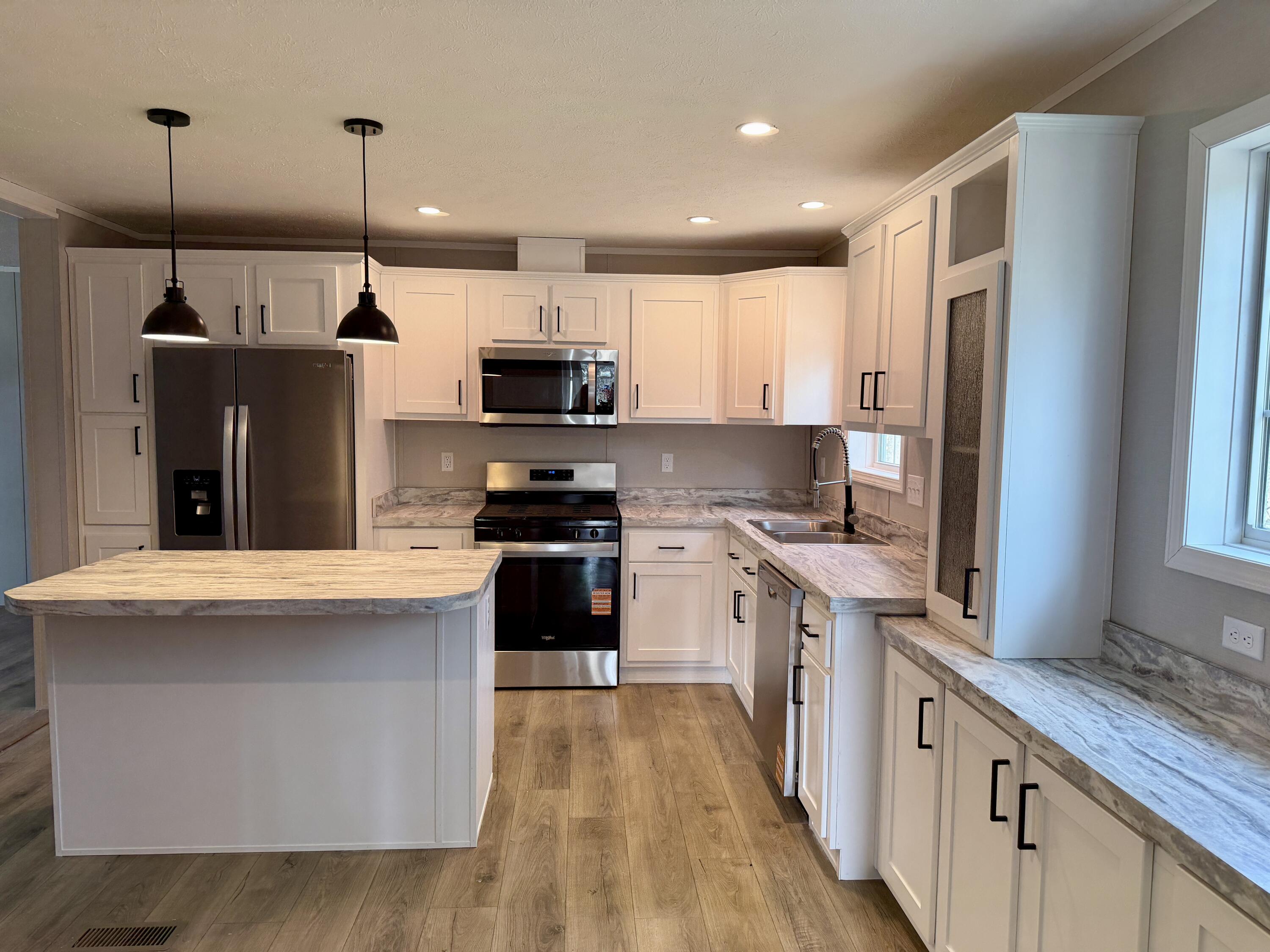 property viewer photo 5