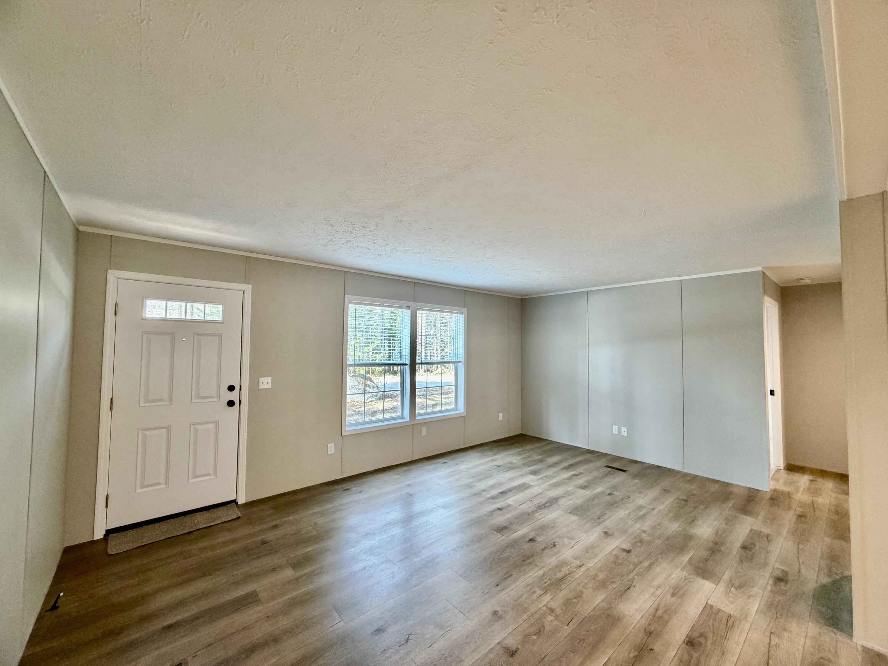 property viewer photo 7