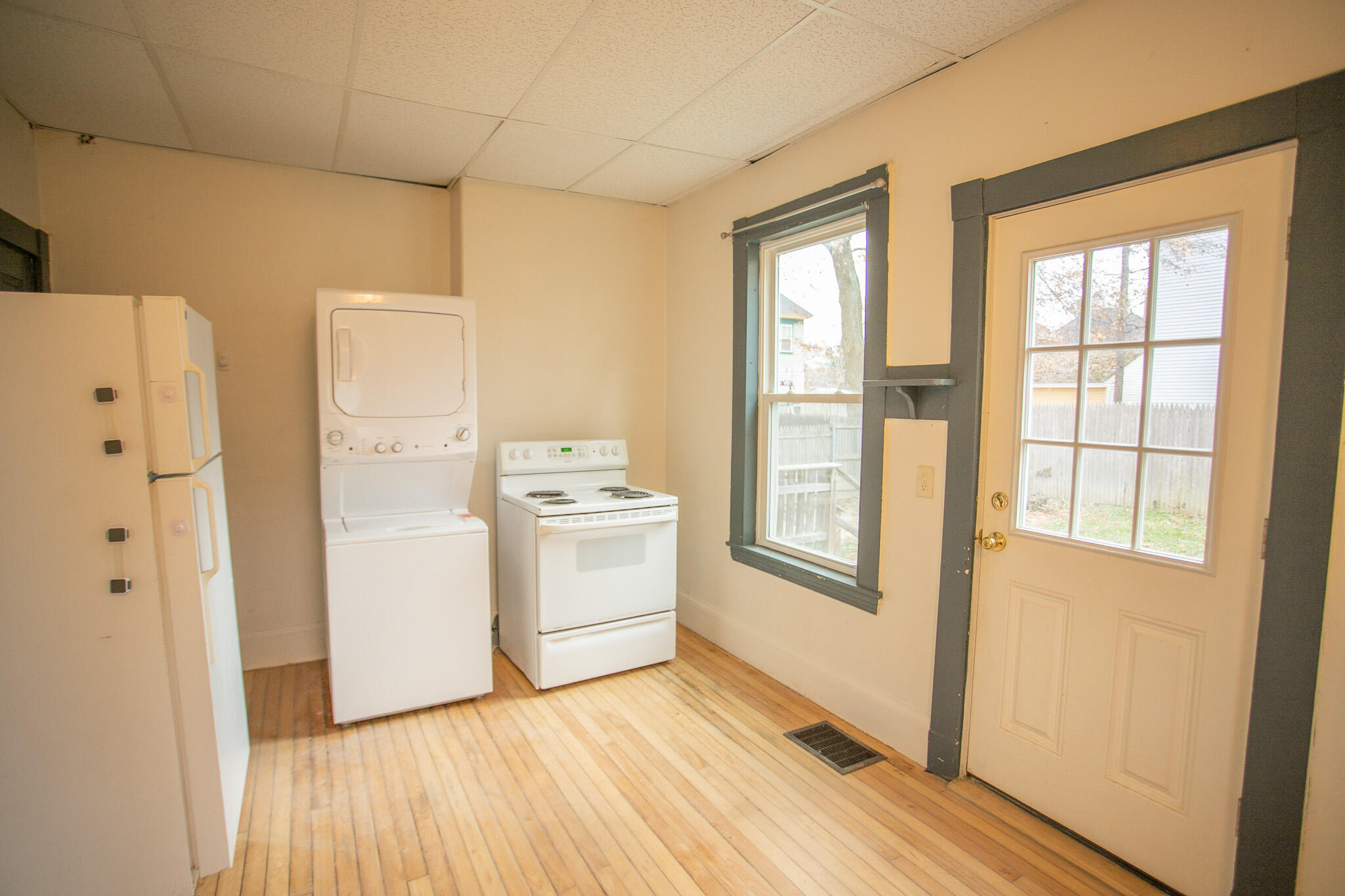 property viewer photo 15