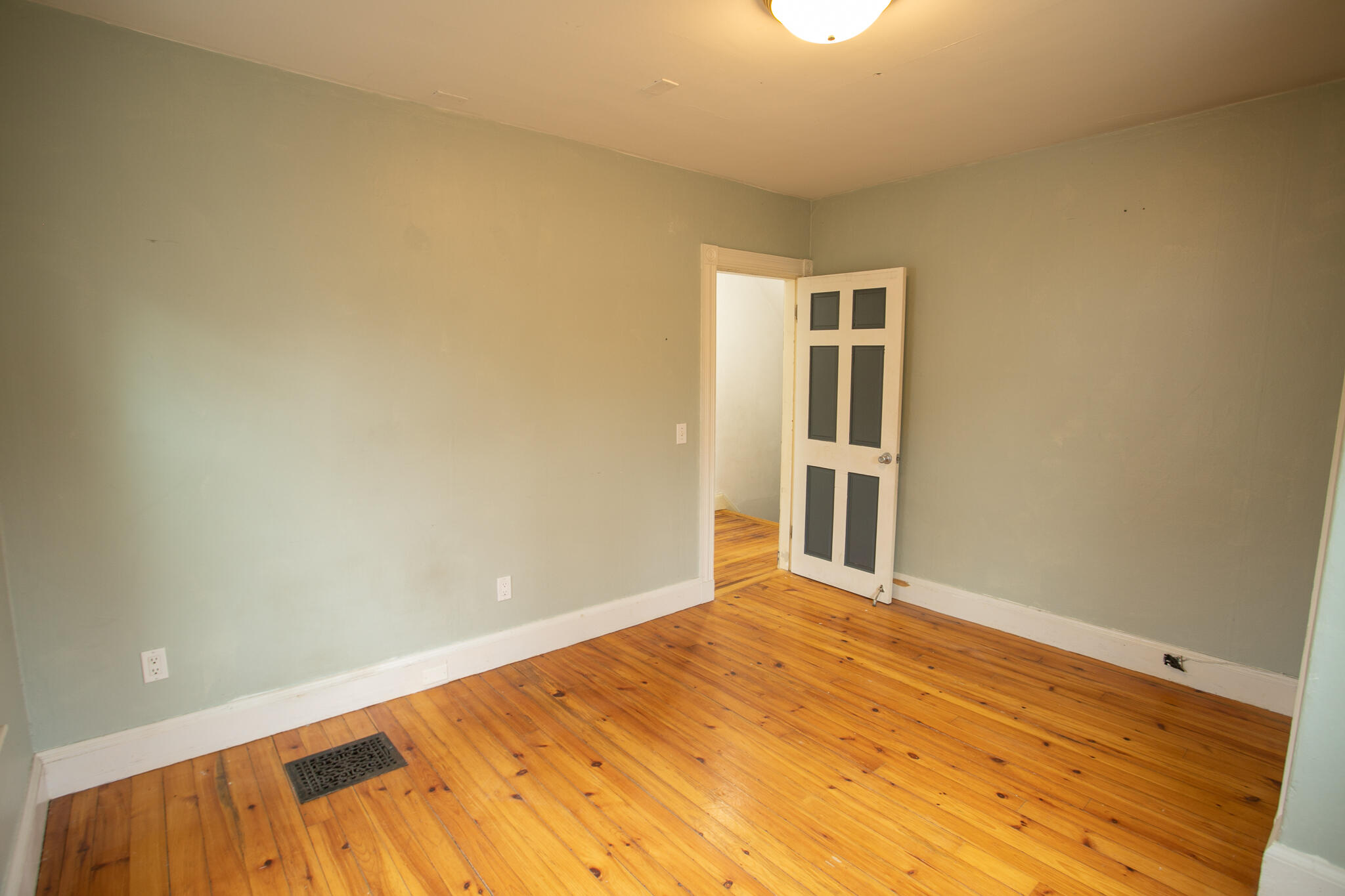 property viewer photo 46