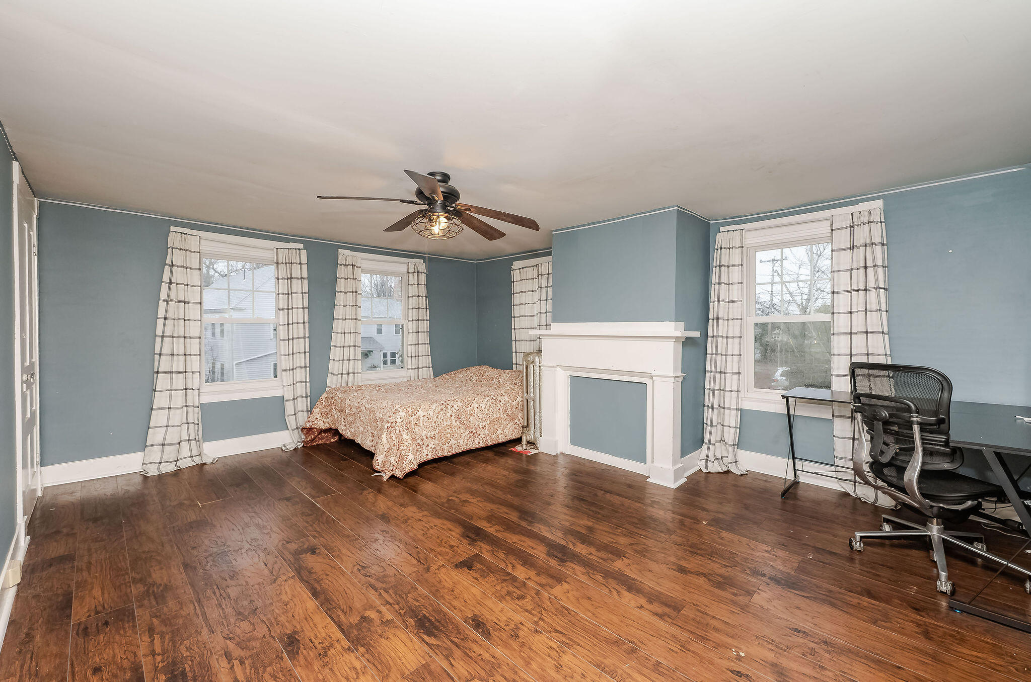 main property photo 23