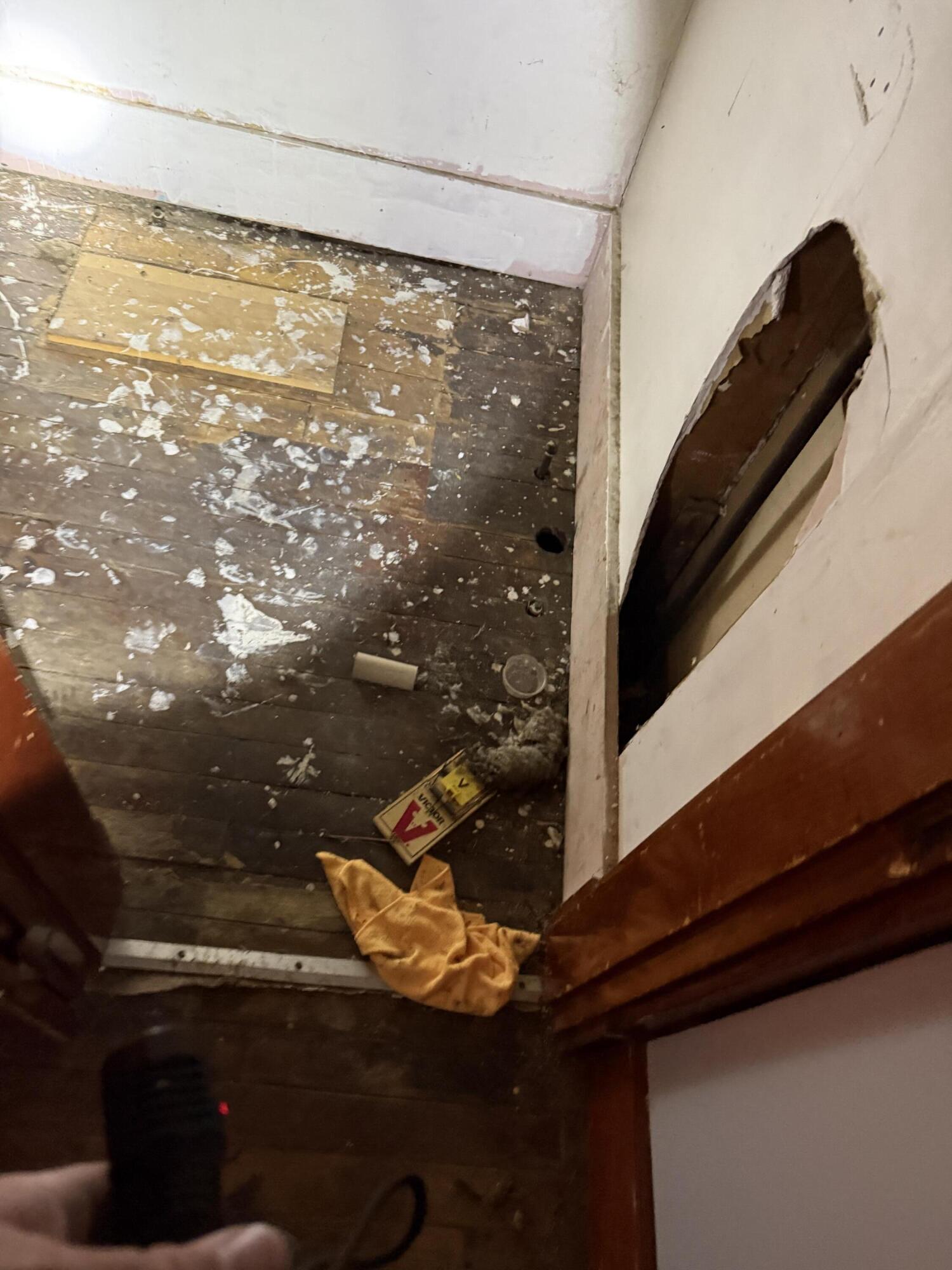 main property photo 24