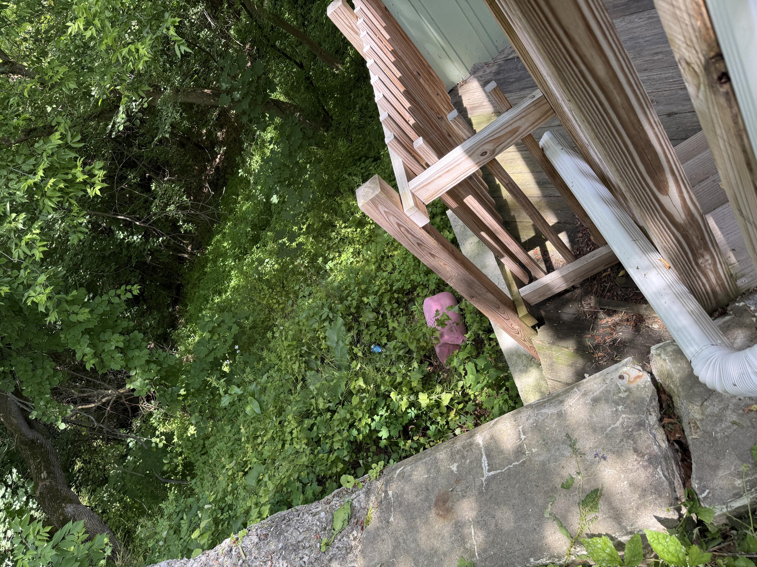 main property photo 40
