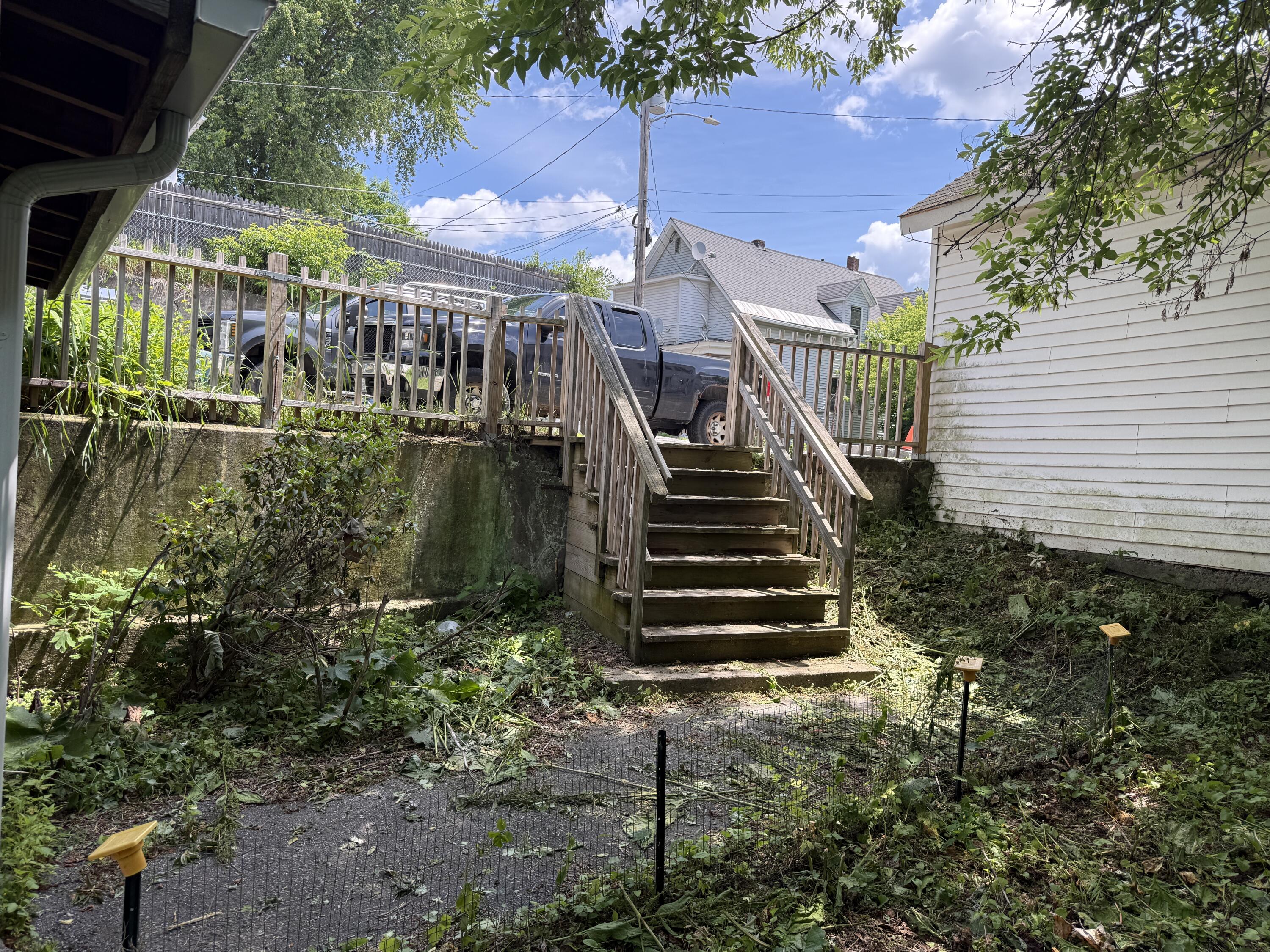 main property photo 46