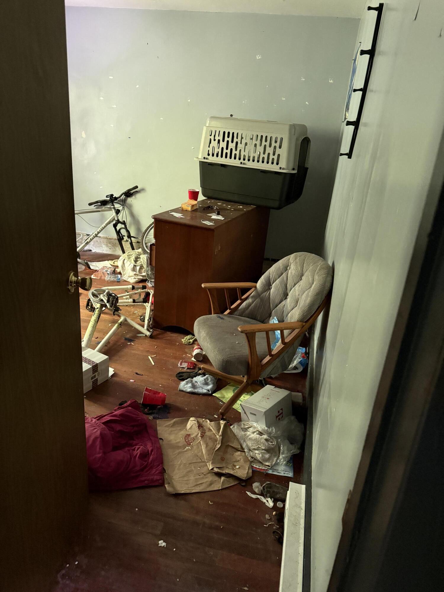main property photo 73