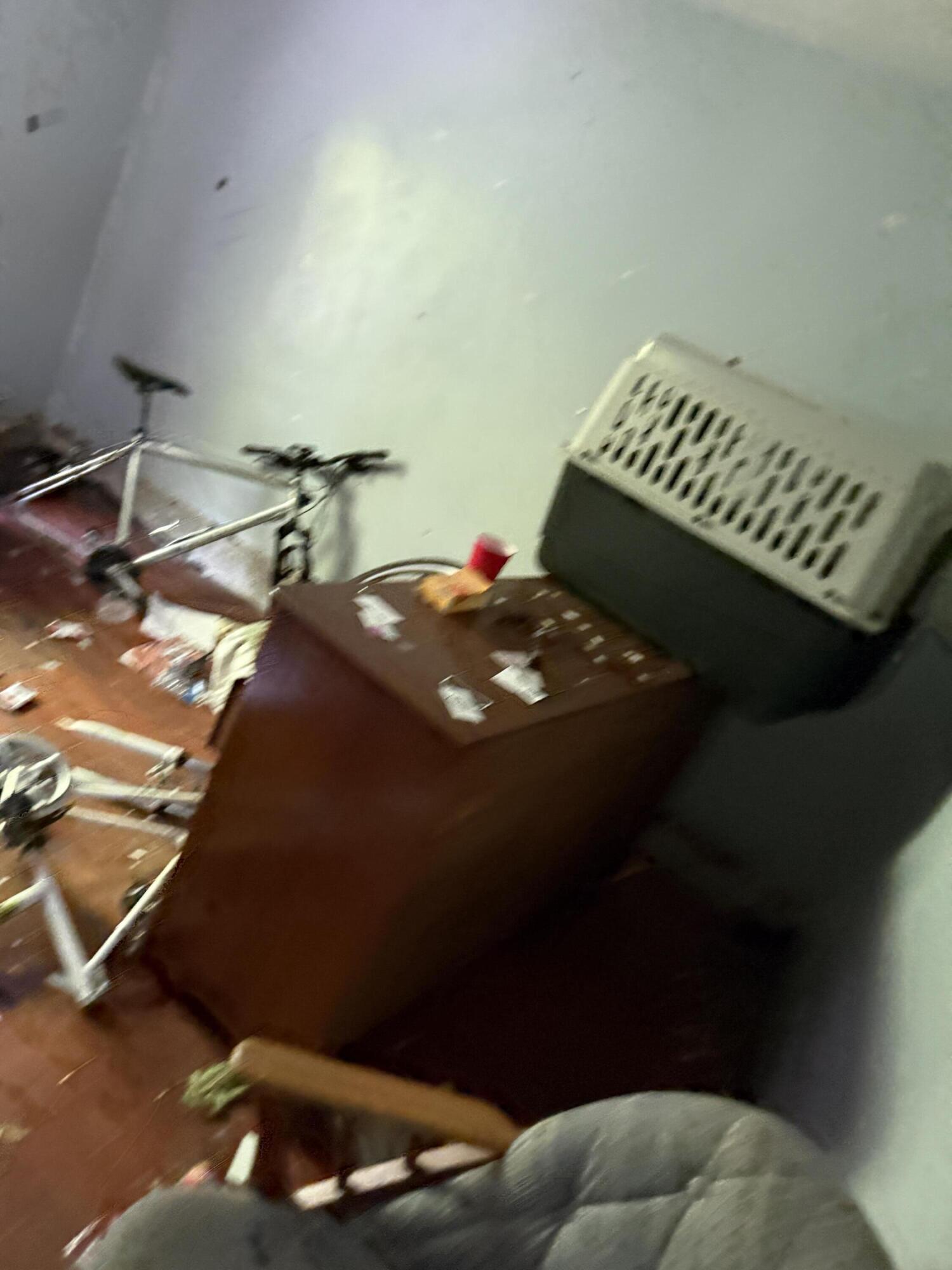main property photo 76