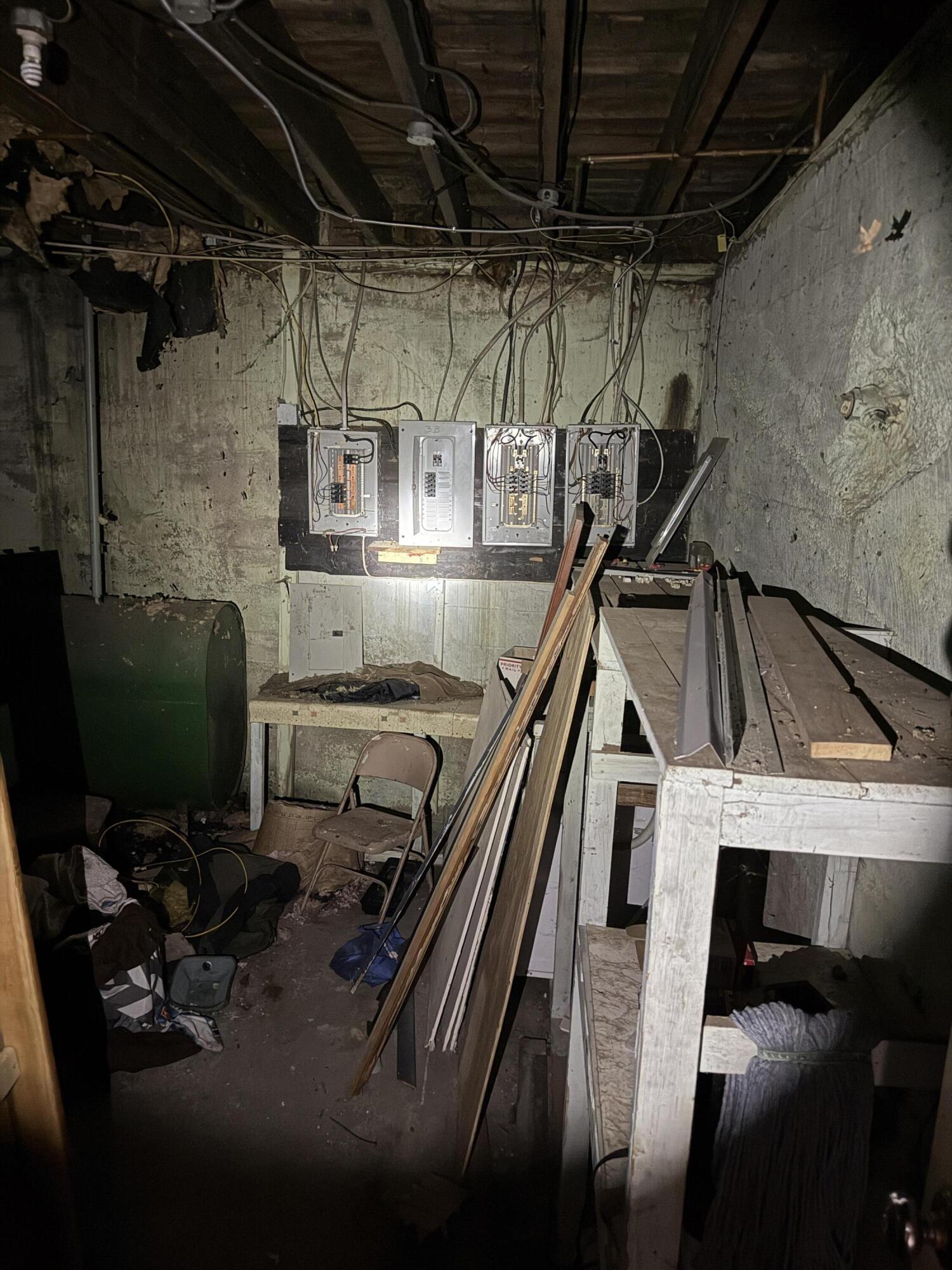 main property photo 86