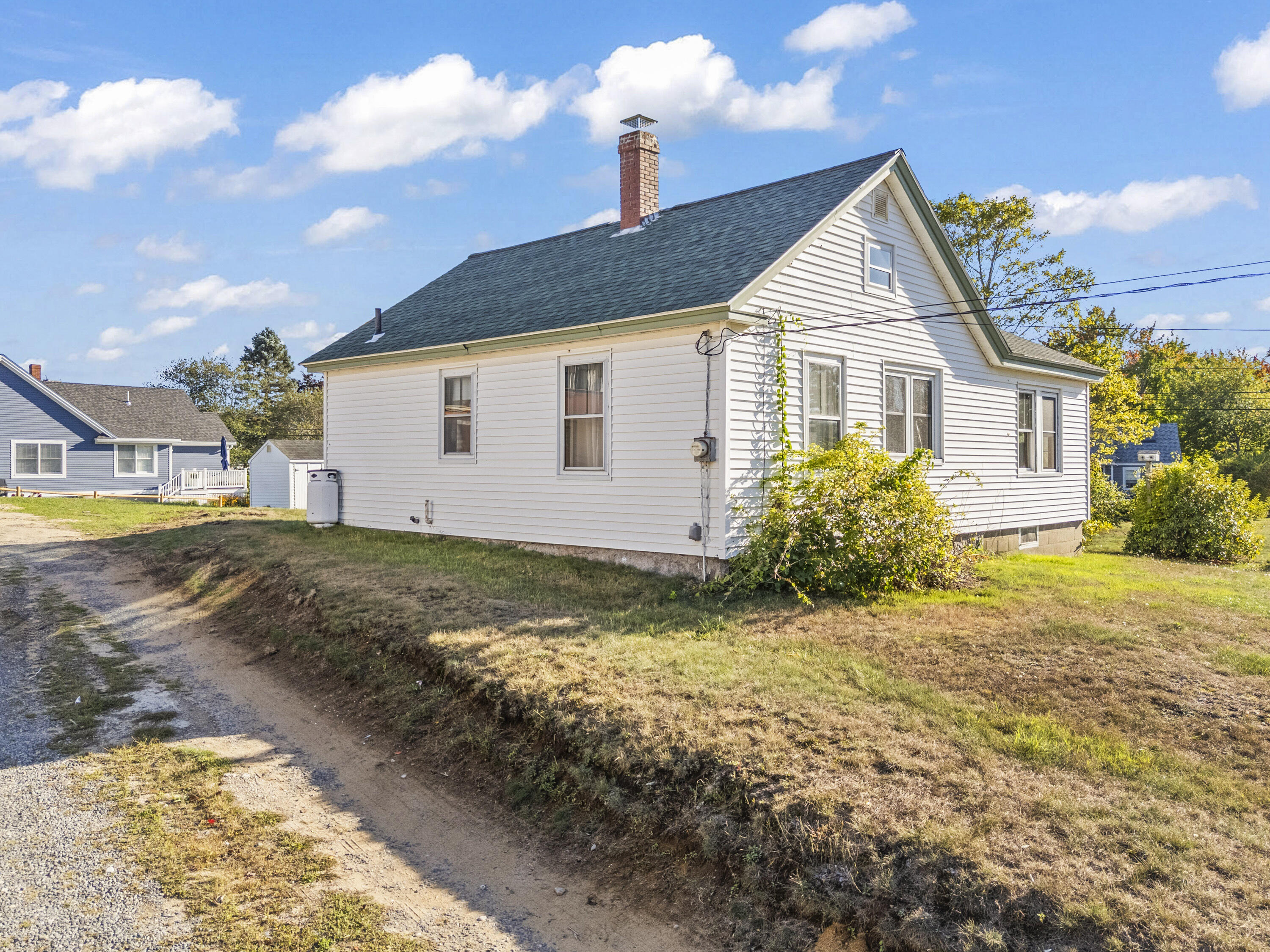 main property photo 24
