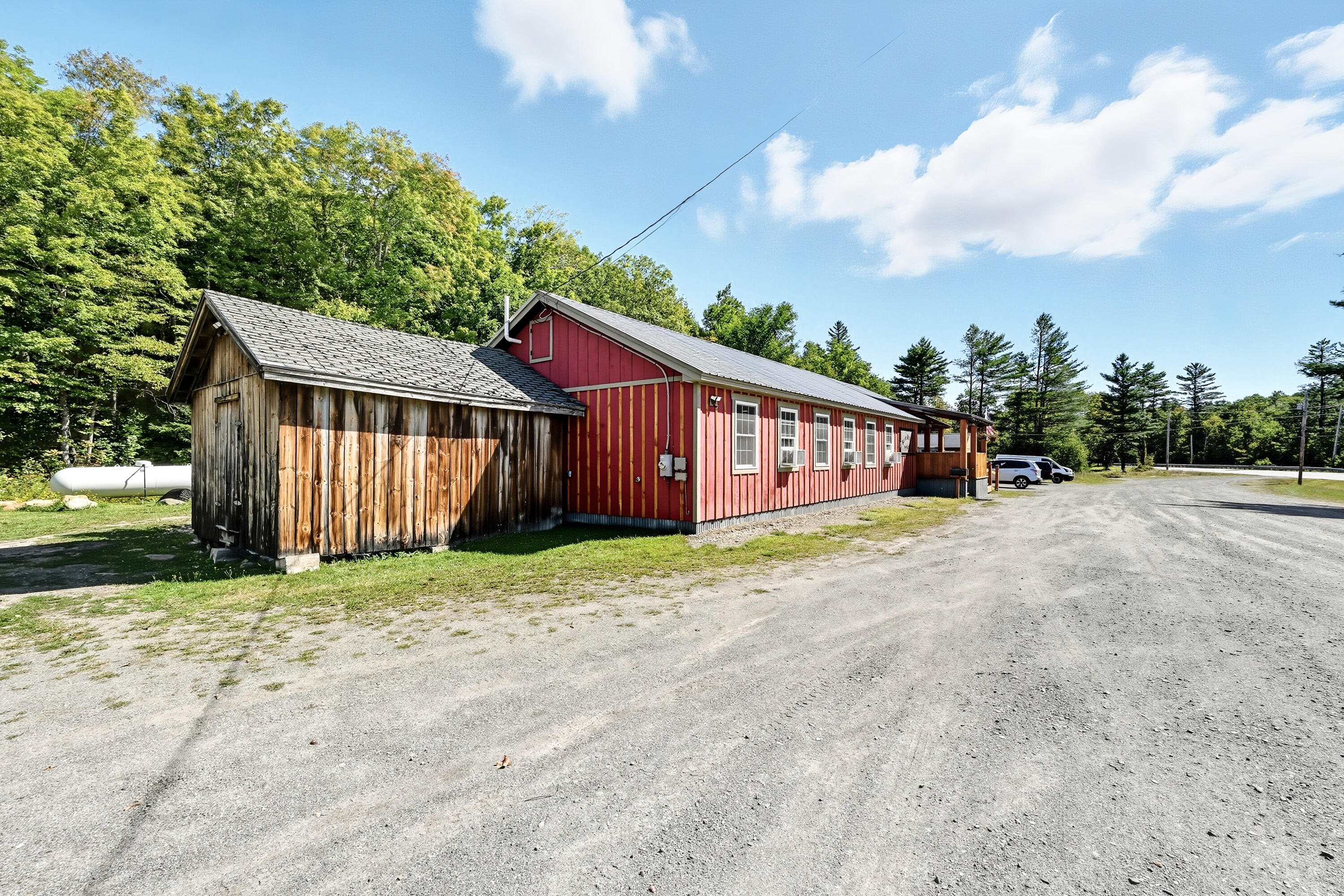 main property photo 75