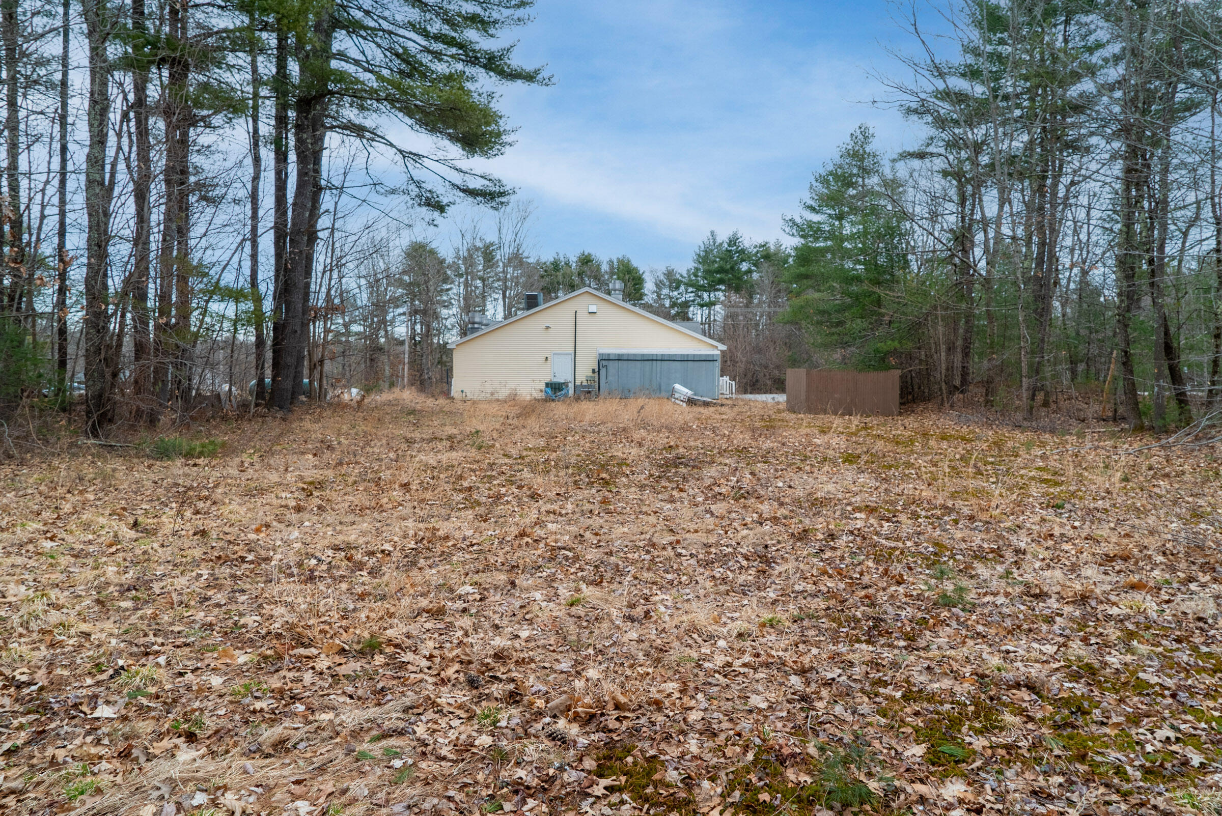 main property photo 13