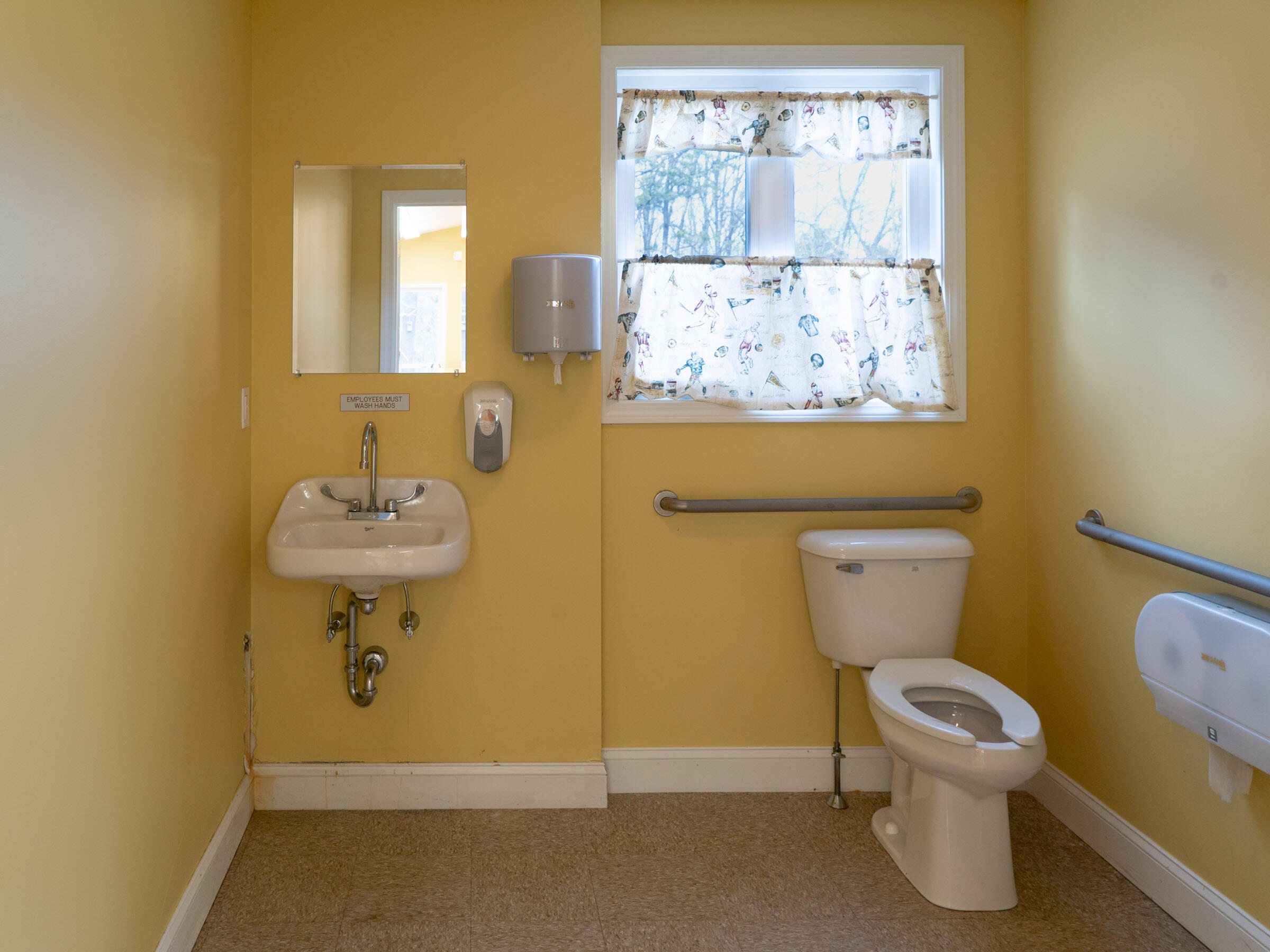 main property photo 16