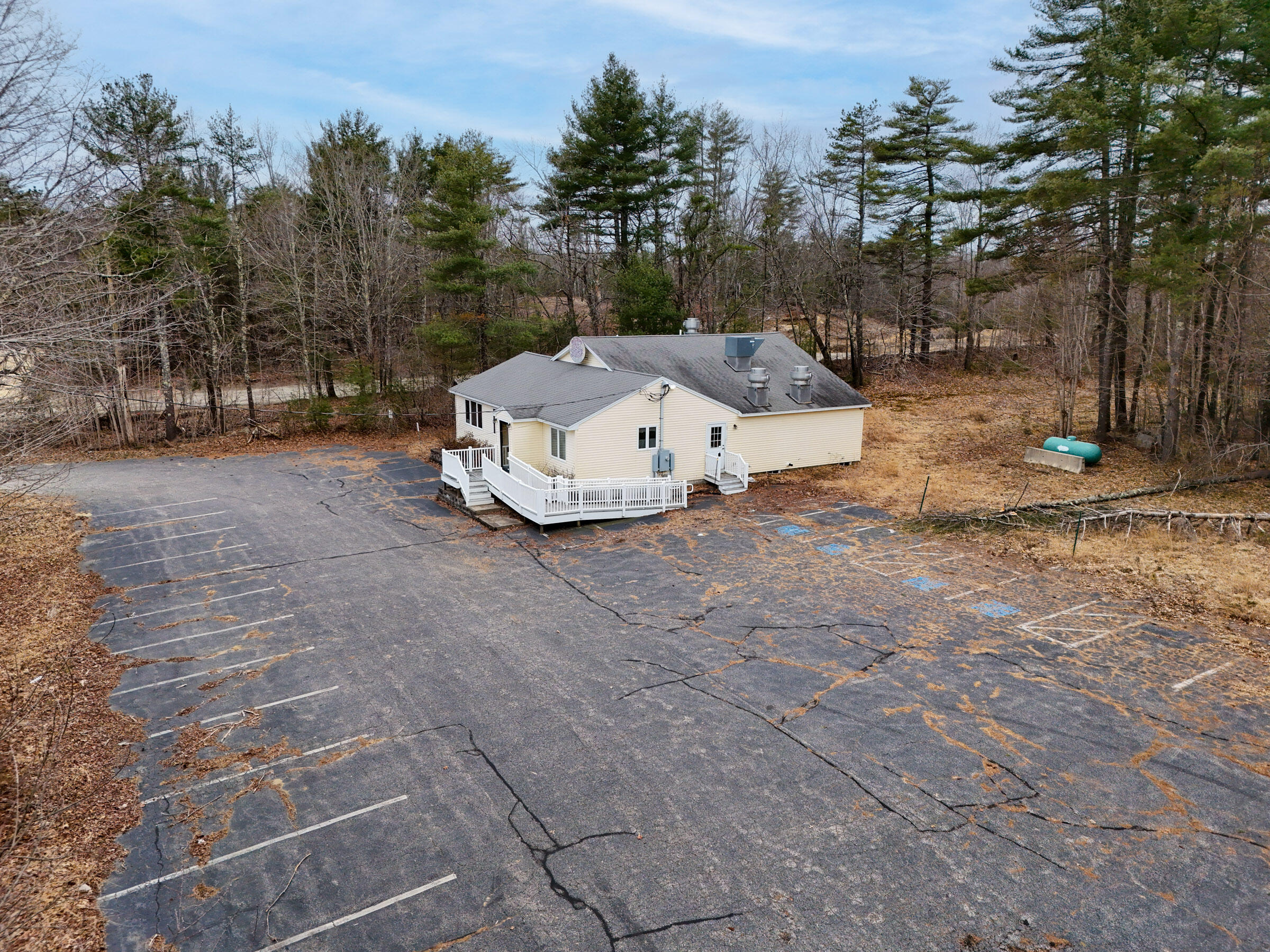 main property photo 9