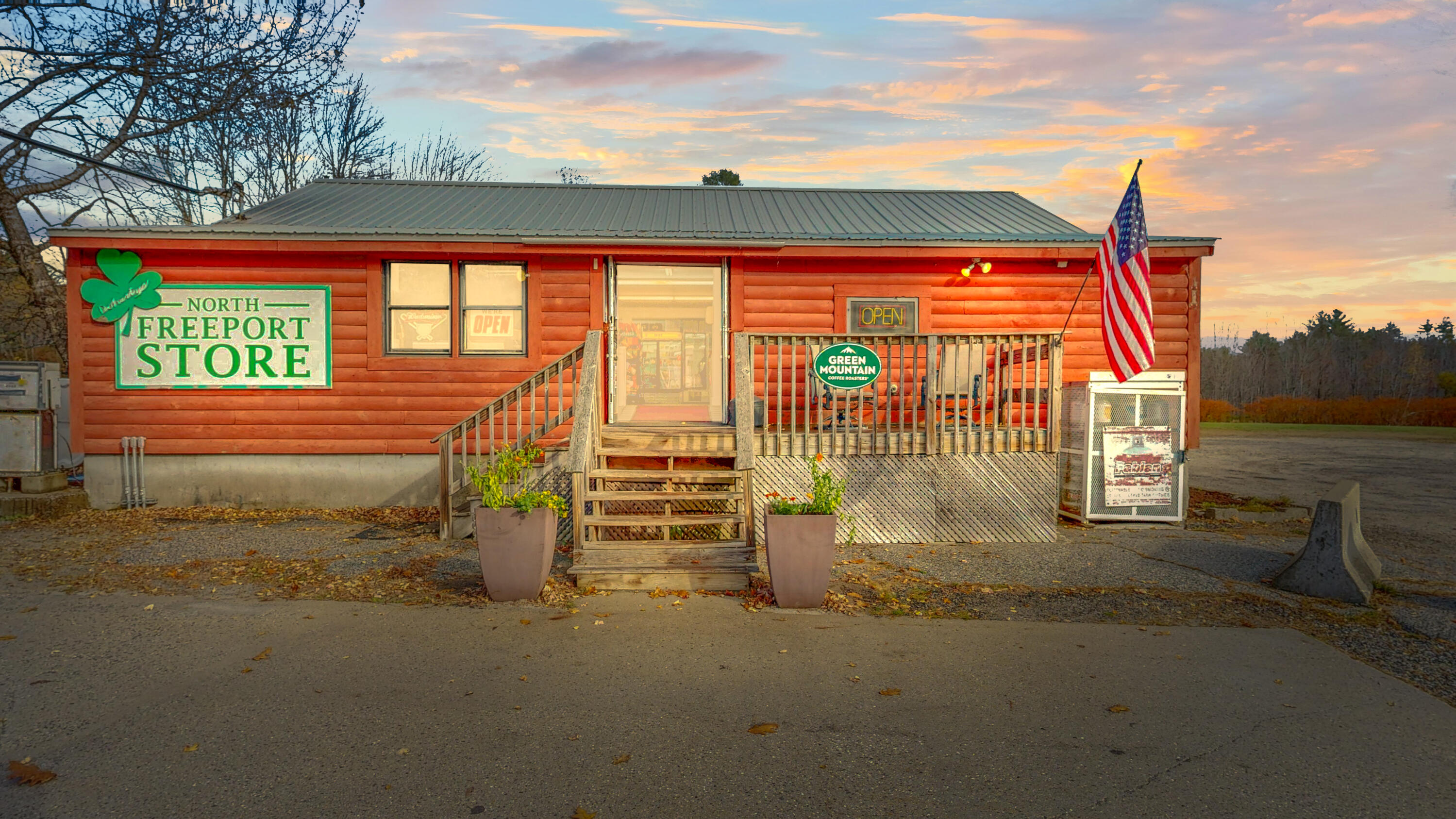 main property photo 45
